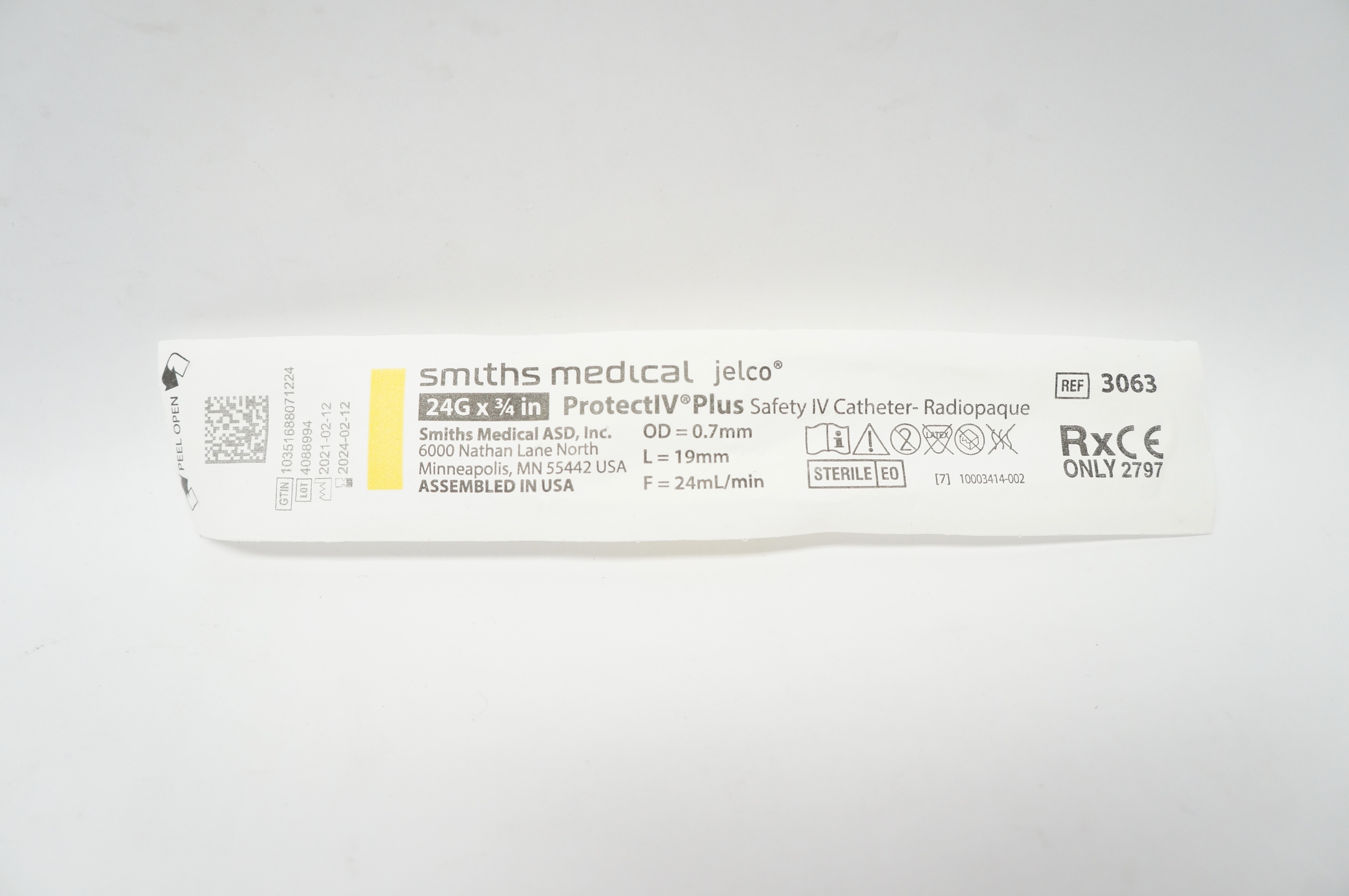 Smiths Medical 3063 Protect IV Plus Safety Cath. 24G x 3/4inch