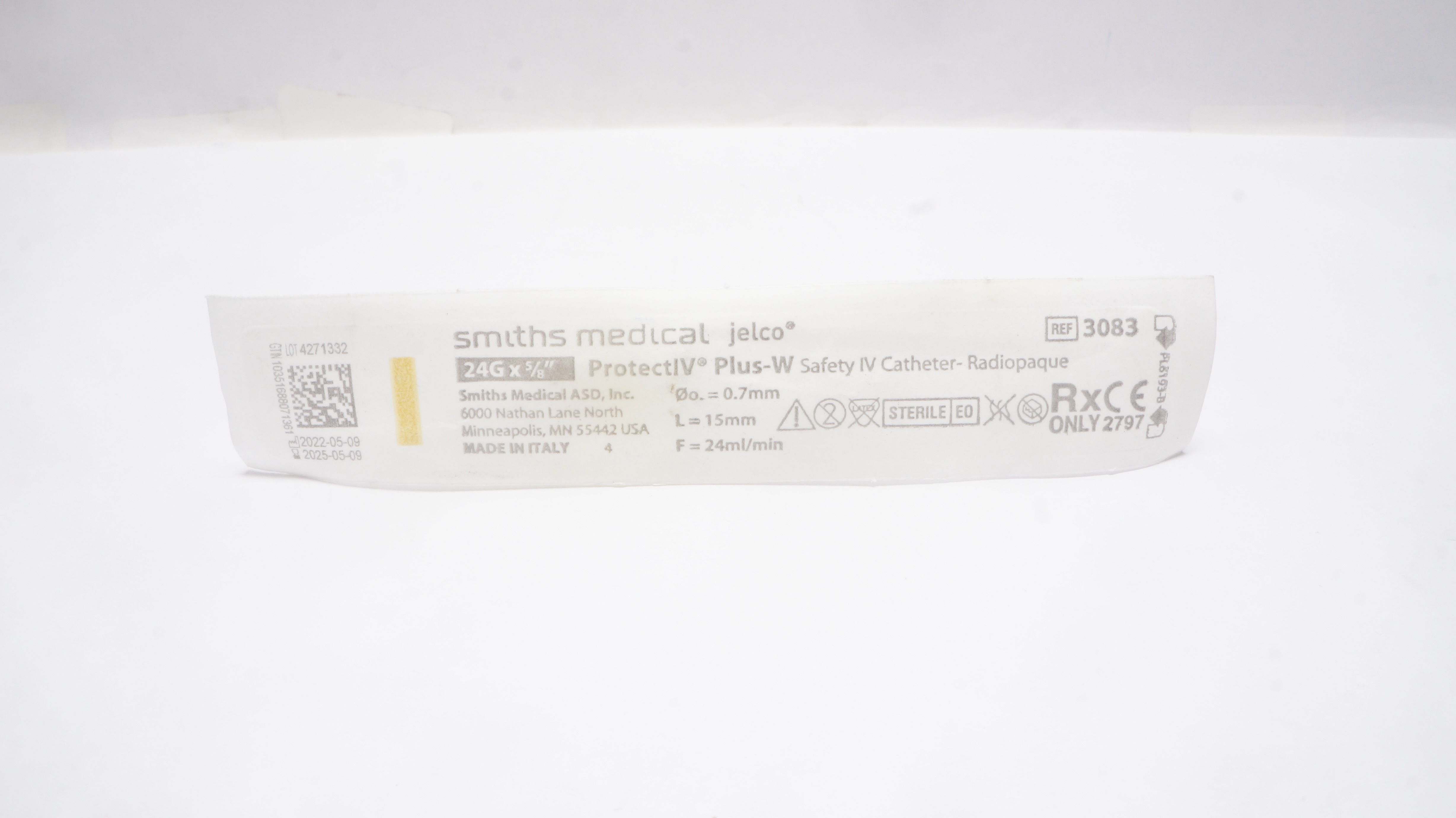 Smiths Medical 3083 Protect IV Plus-W Safety IV Cath. Radiopaque  24G x 5/8inch