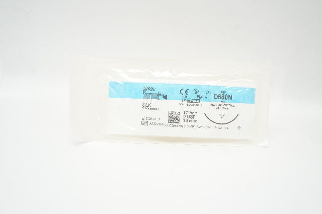 Surgical Specialties D680N Sharpoint Reverse Cutting, 0, 30 in., 30mm Silk Stre.