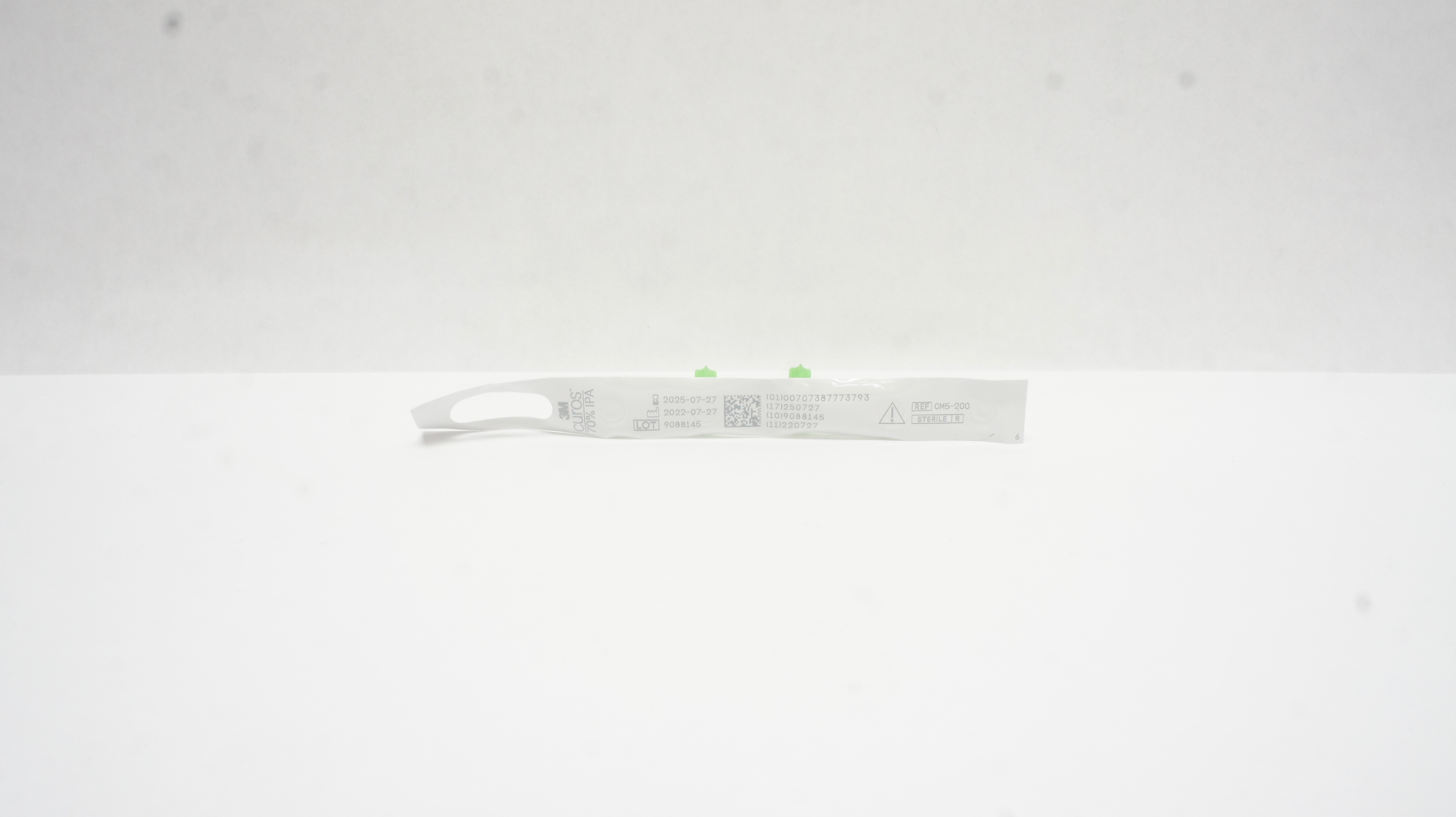 3M CM5-200 Curos Disinfecting Cap Strip for Male Luers