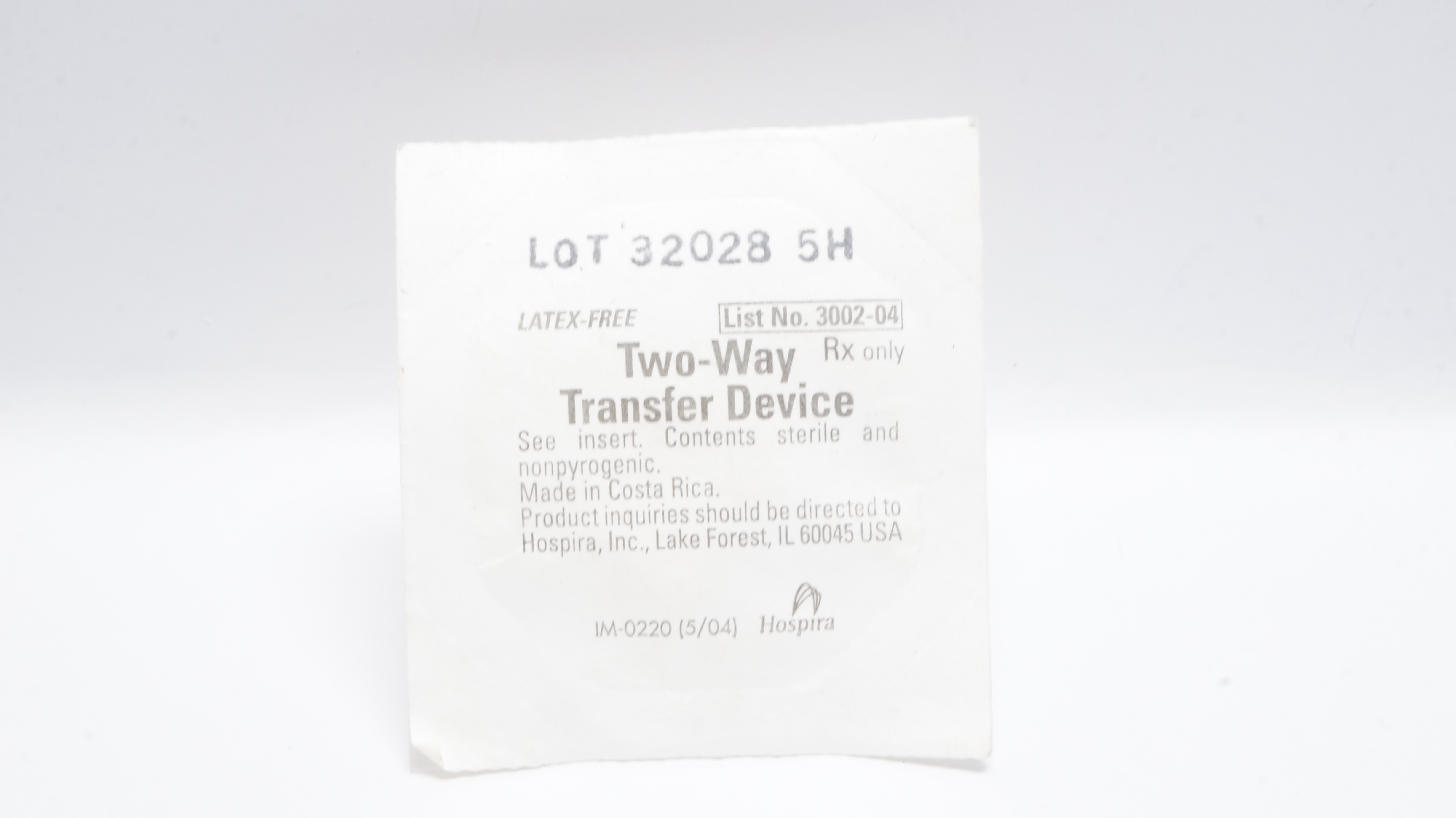 Hospira 3002-04 Latex-Free 2-Way Transfer Device