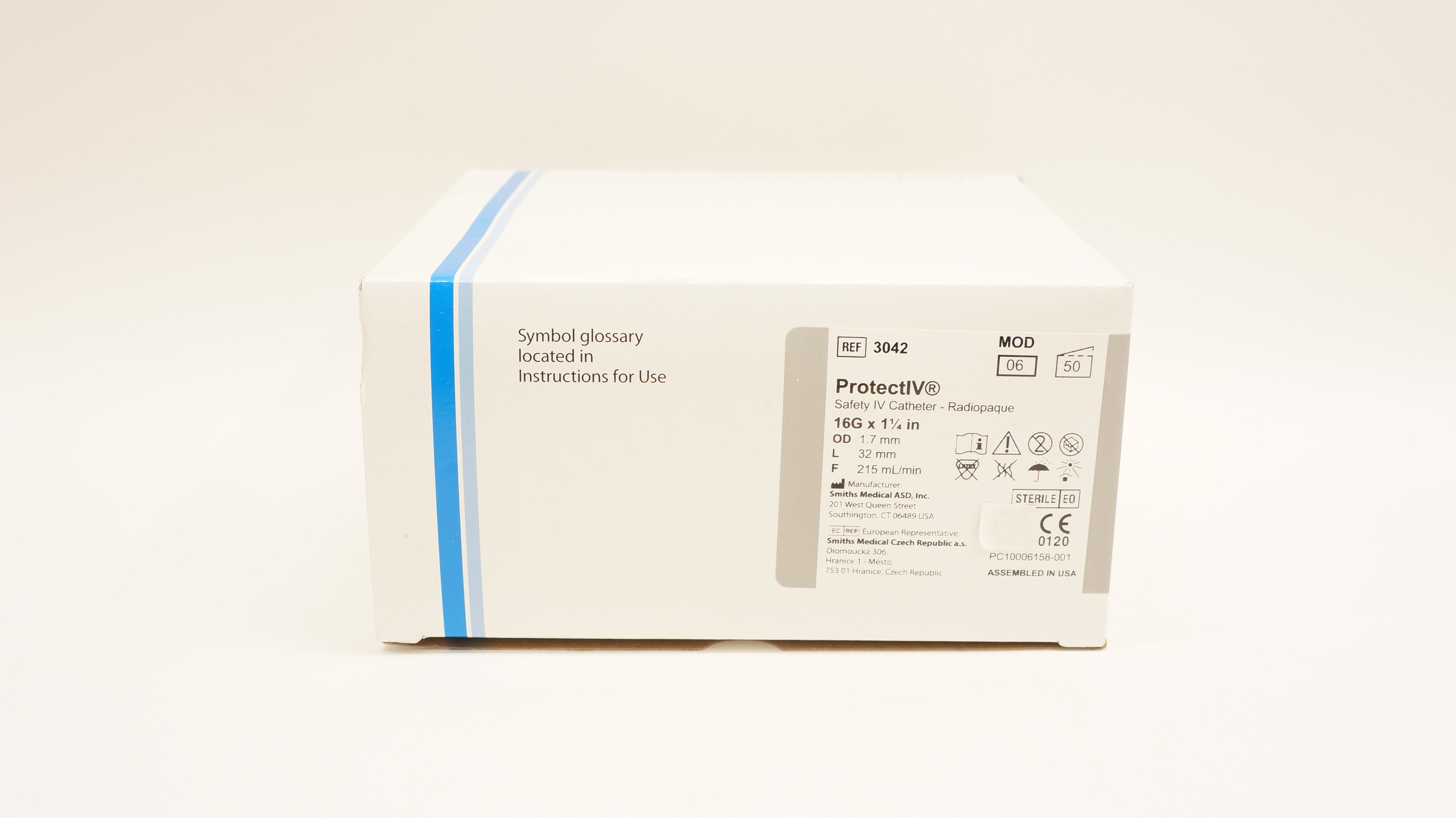 Smiths Medical 3042 ProtectIV Safety IV Cath. MOD 06 16G x 1-1/4inch - Box of 50