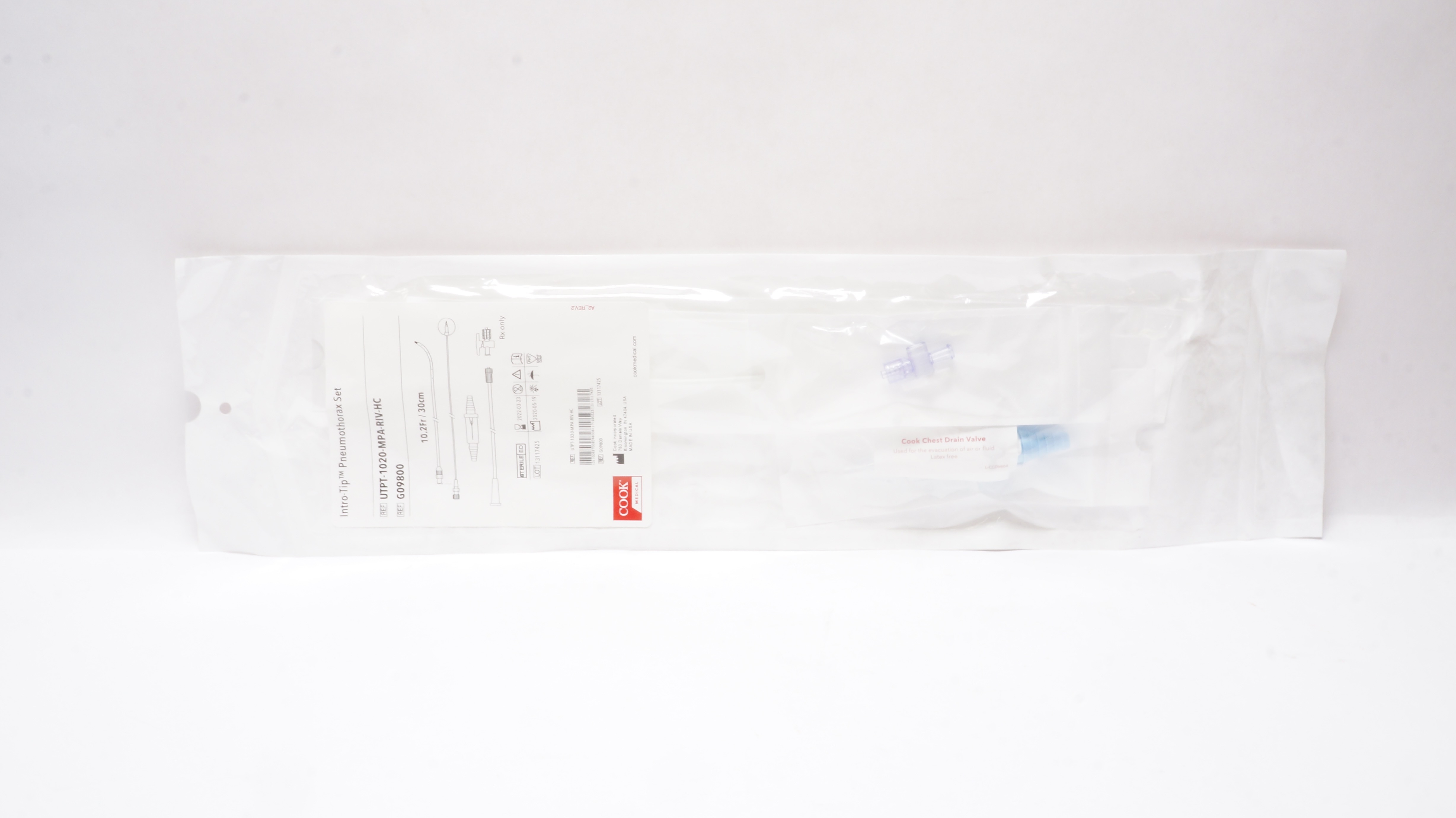 Cook Medical G09800 Intro-Tip Pneumothorax Set 10.2Fr/30cm (x)