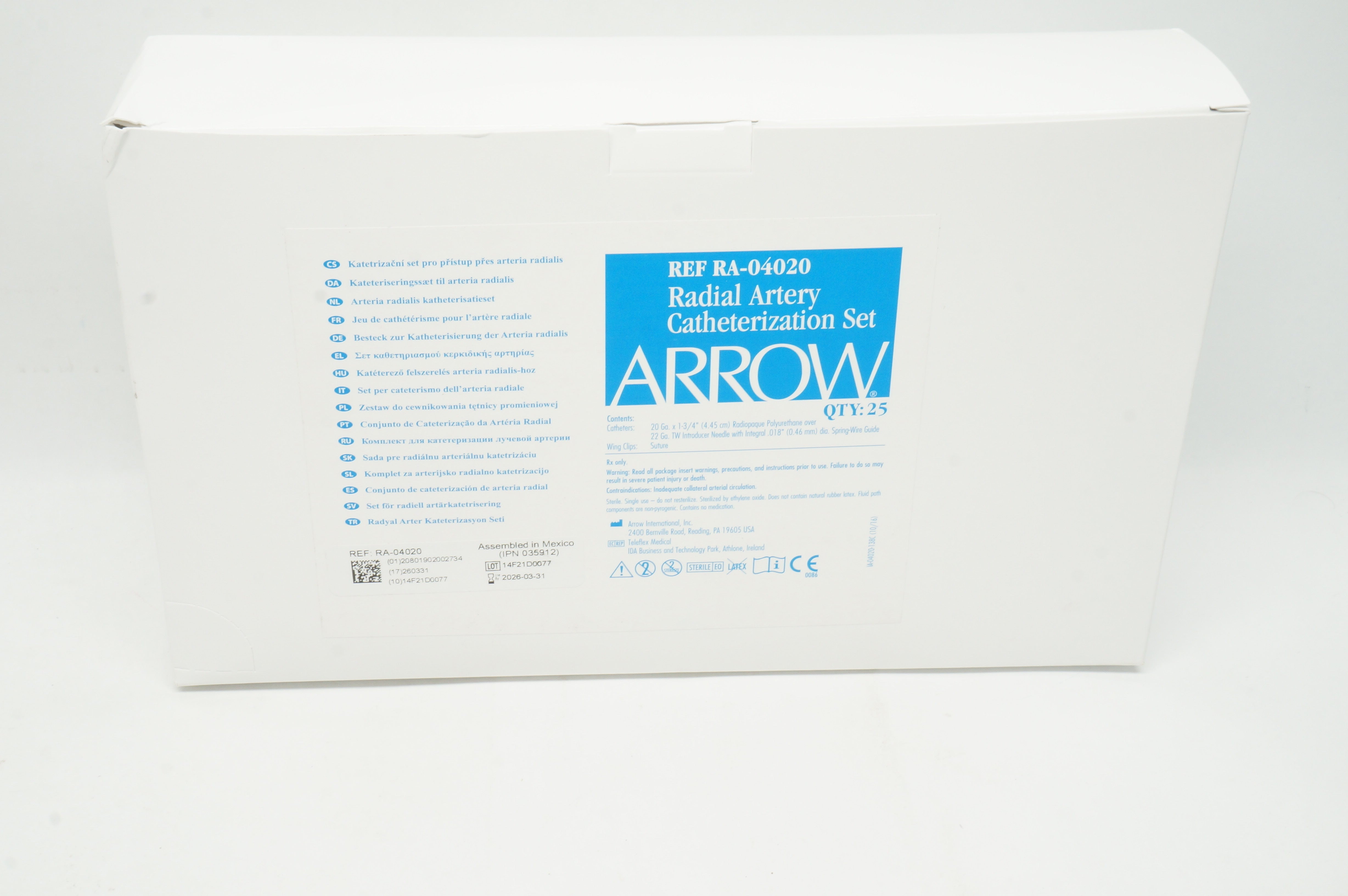 Arrow RA-04020 Radial Artery Catheterization Set 20Ga x 1 3/4inch - Box of 25