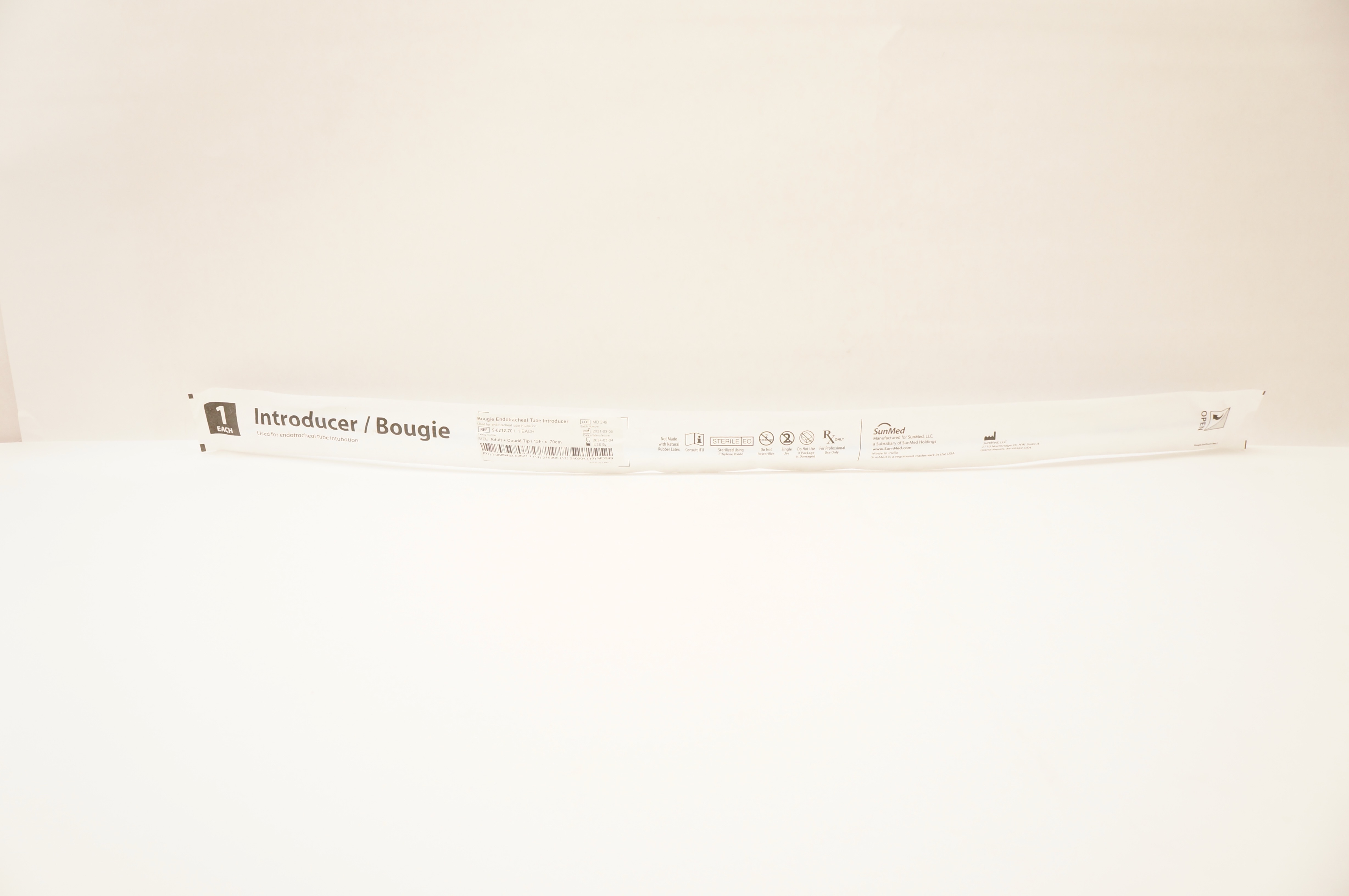 SunMed 9-0212-70 Bougie Endotracheal Tube Introducer Adult CoudeTip 15Fr x 70cm