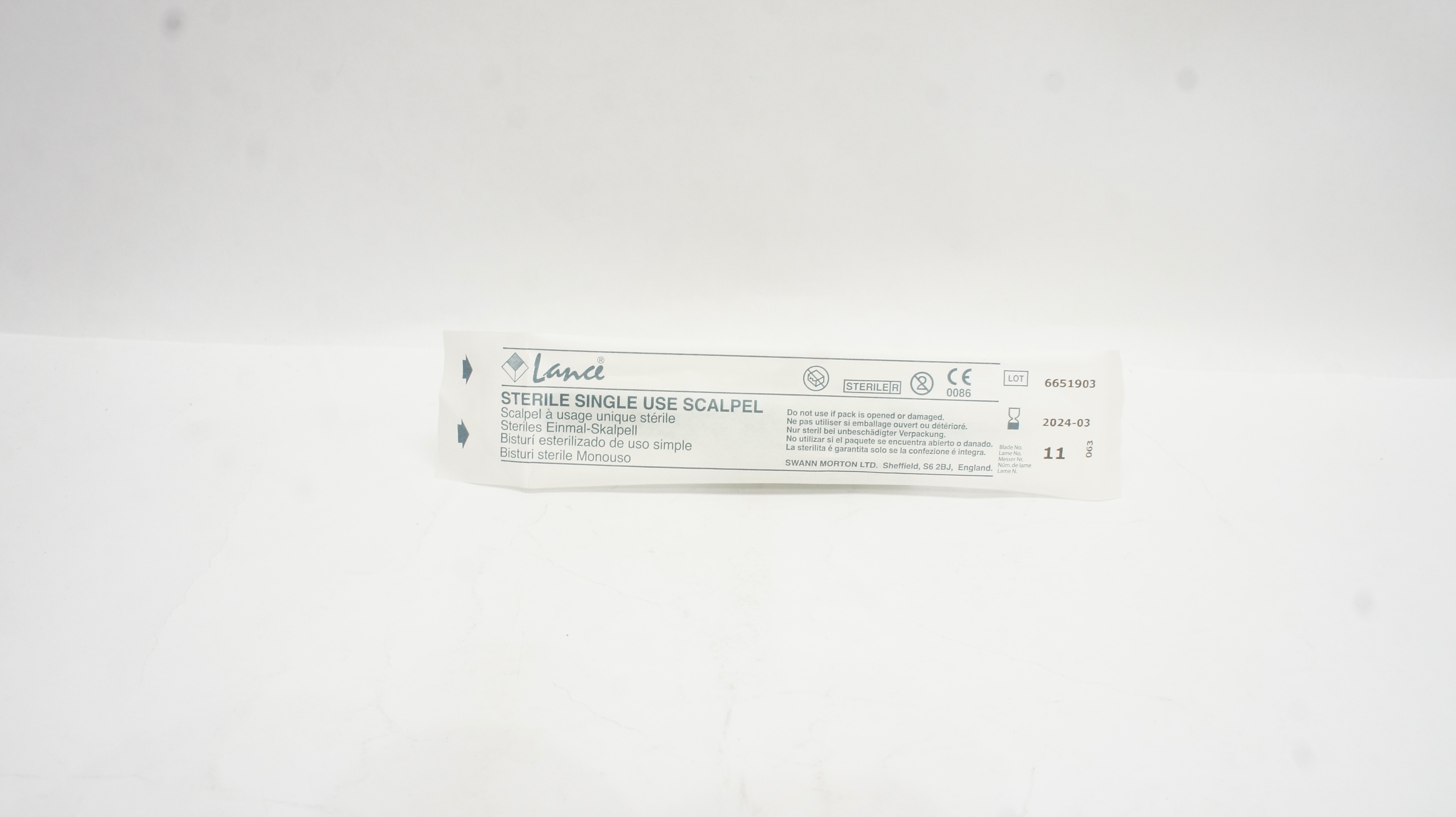 Swann Morton Lance Sterile Single Use Scalpel No. 11