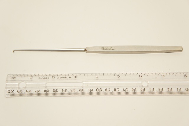 Aesculap Hook Brain Dissecting Adson 90 degree Bend 8in.