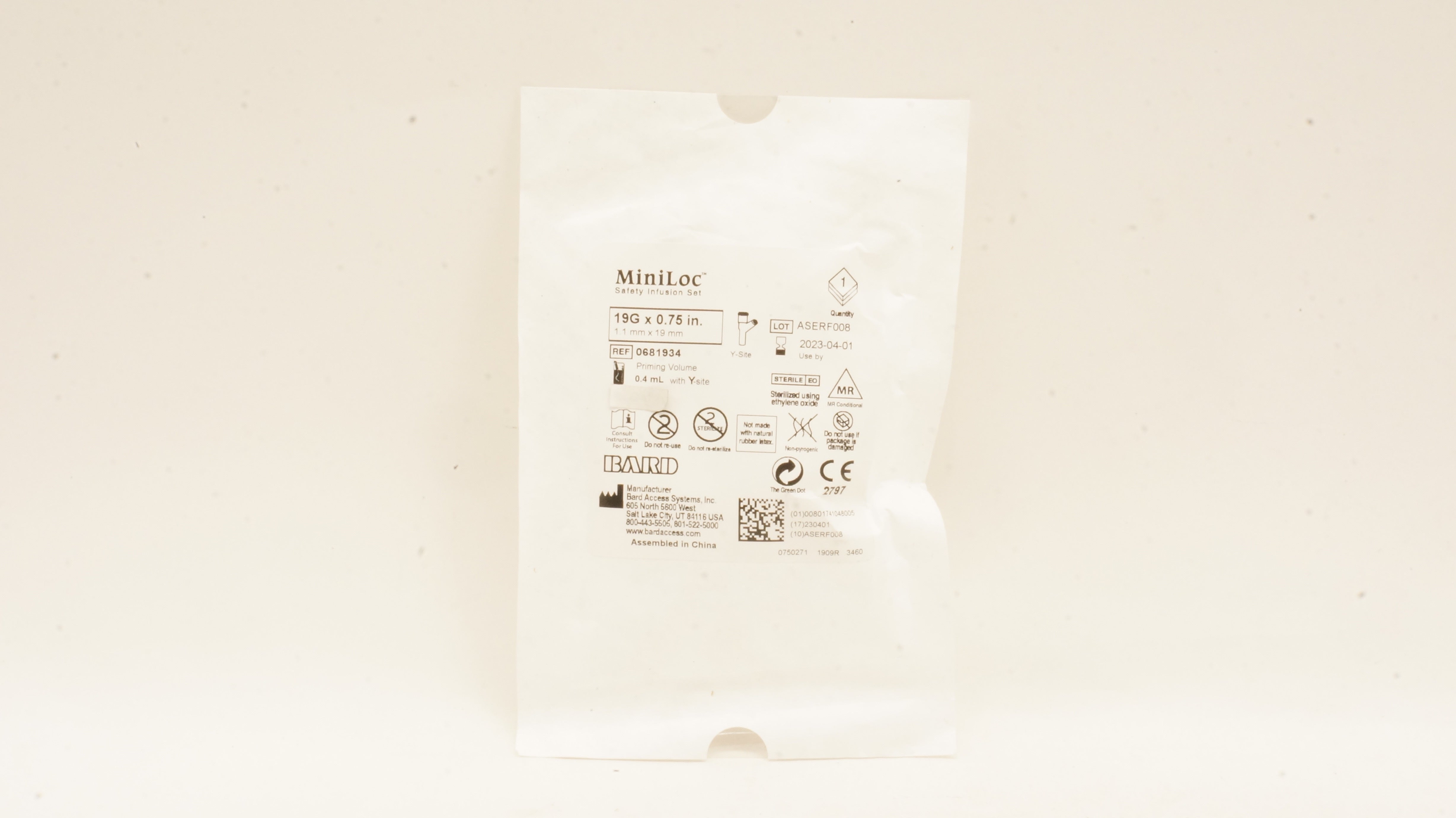 Bard 0681934 MiniLoc Safety Infusion Set 19G x 0.75inch Priming Volume 0.4ml