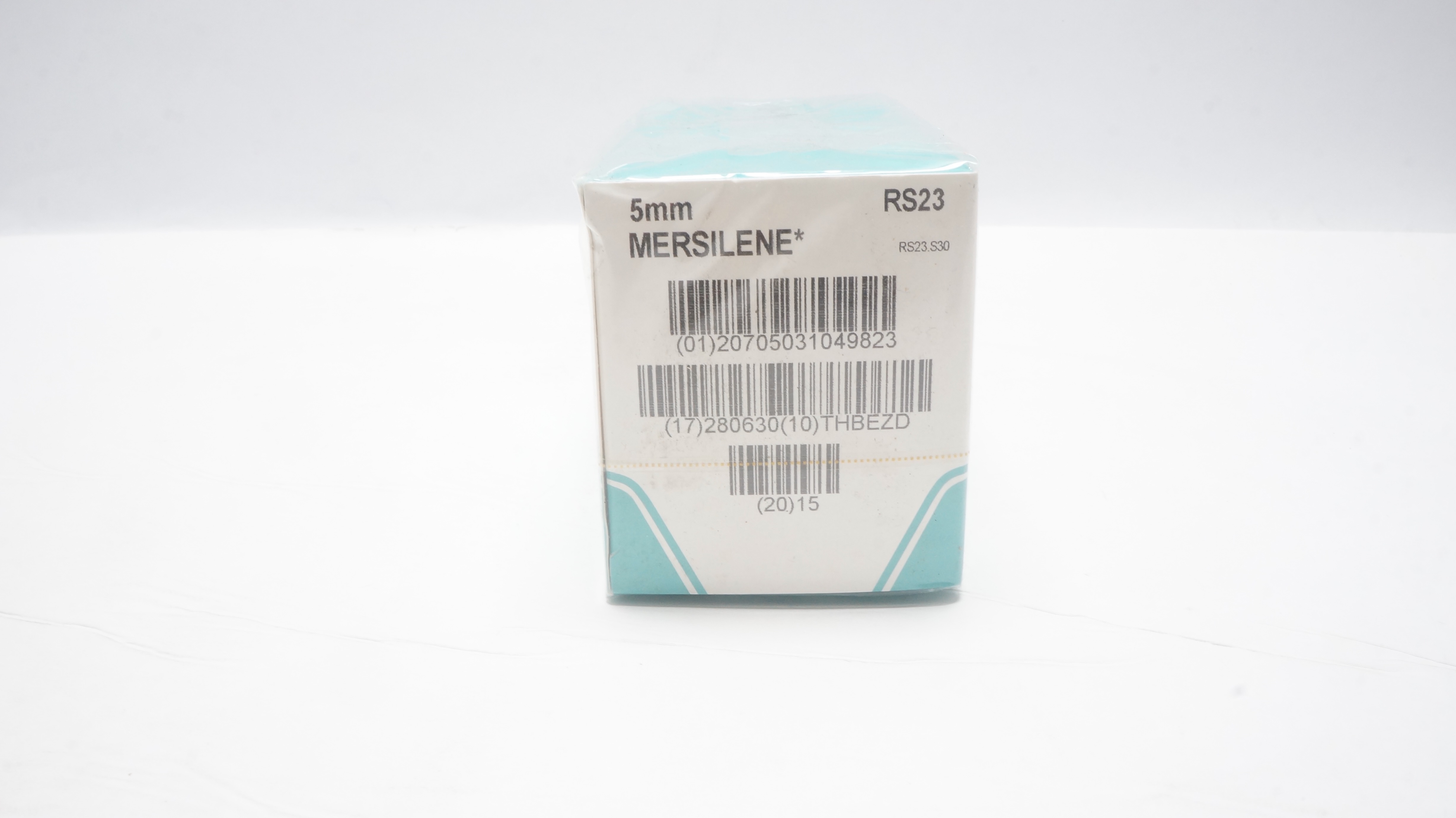 Ethicon RS23 Mersilene Polyester MO-4 36mm 1/2c Taper, 12inch - Box of 6
