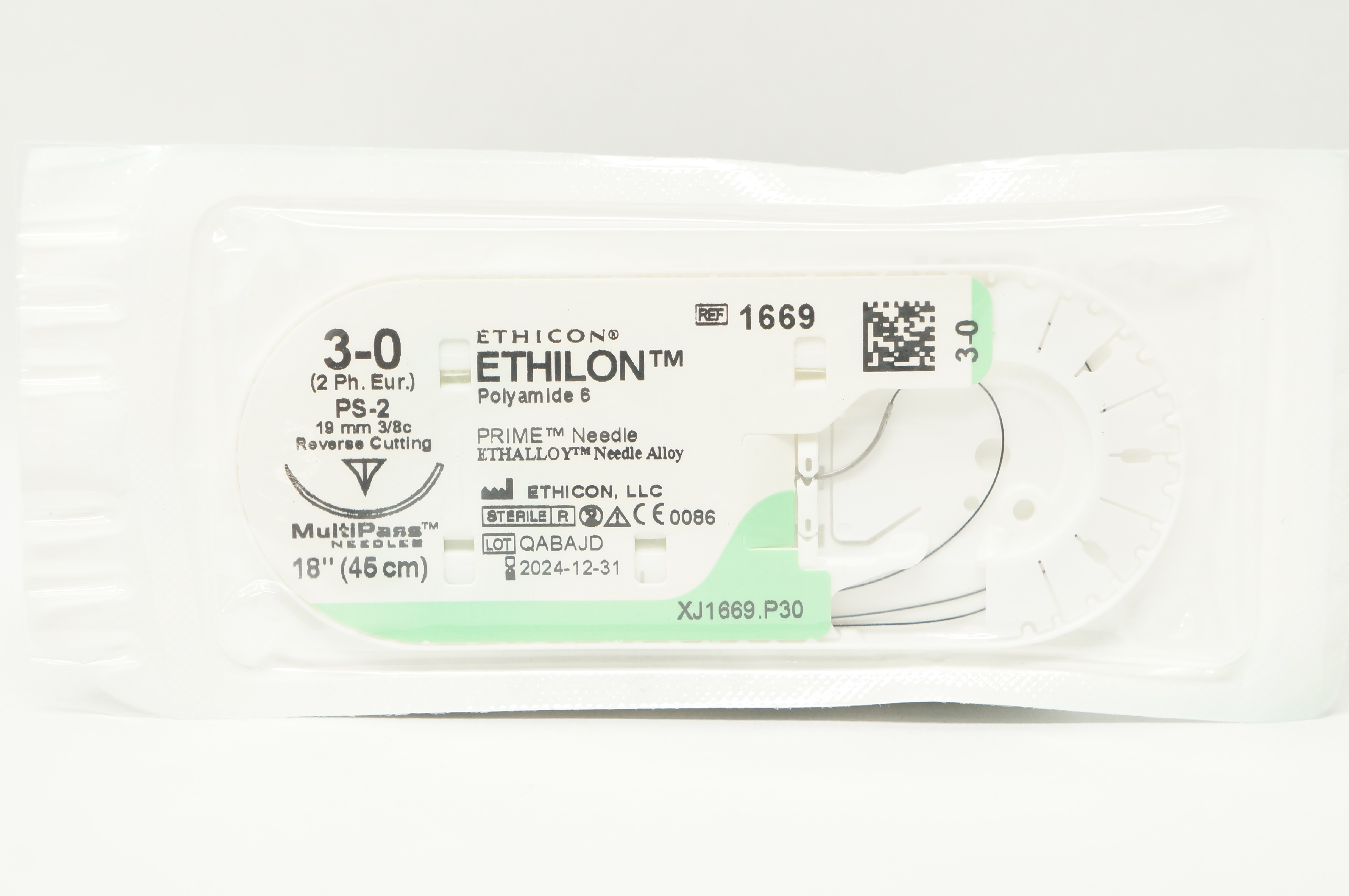 Ethicon 1669 3-0 ETHILON, PS-2, 19mm 3/8c Reverse Cutting, 18inch