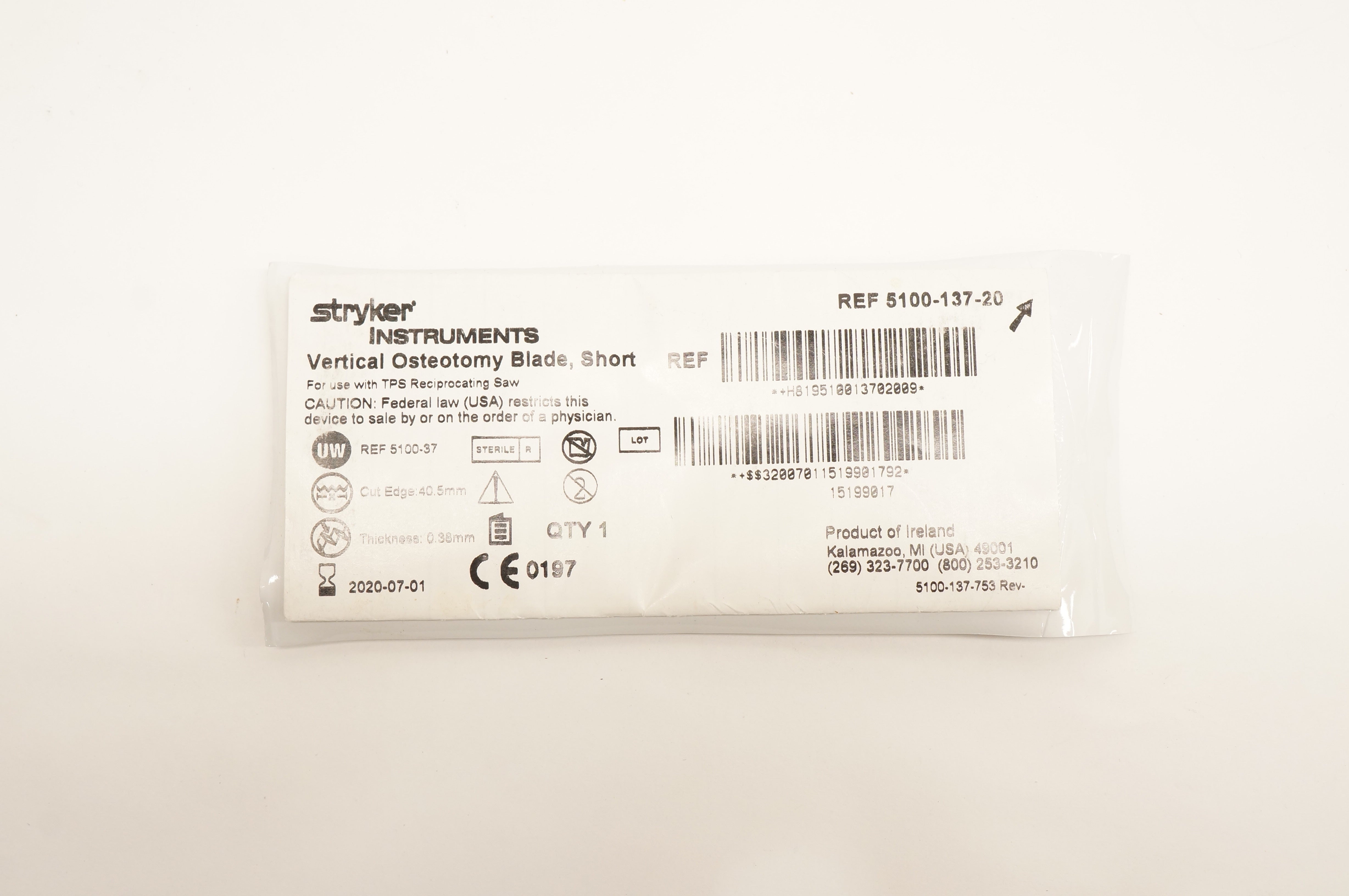 Stryker 5100-137-20 Vertical Osteotomy Blade Short (x)