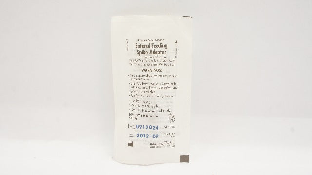 CEDIC F00037 Enteral Feeding Spike Adapter