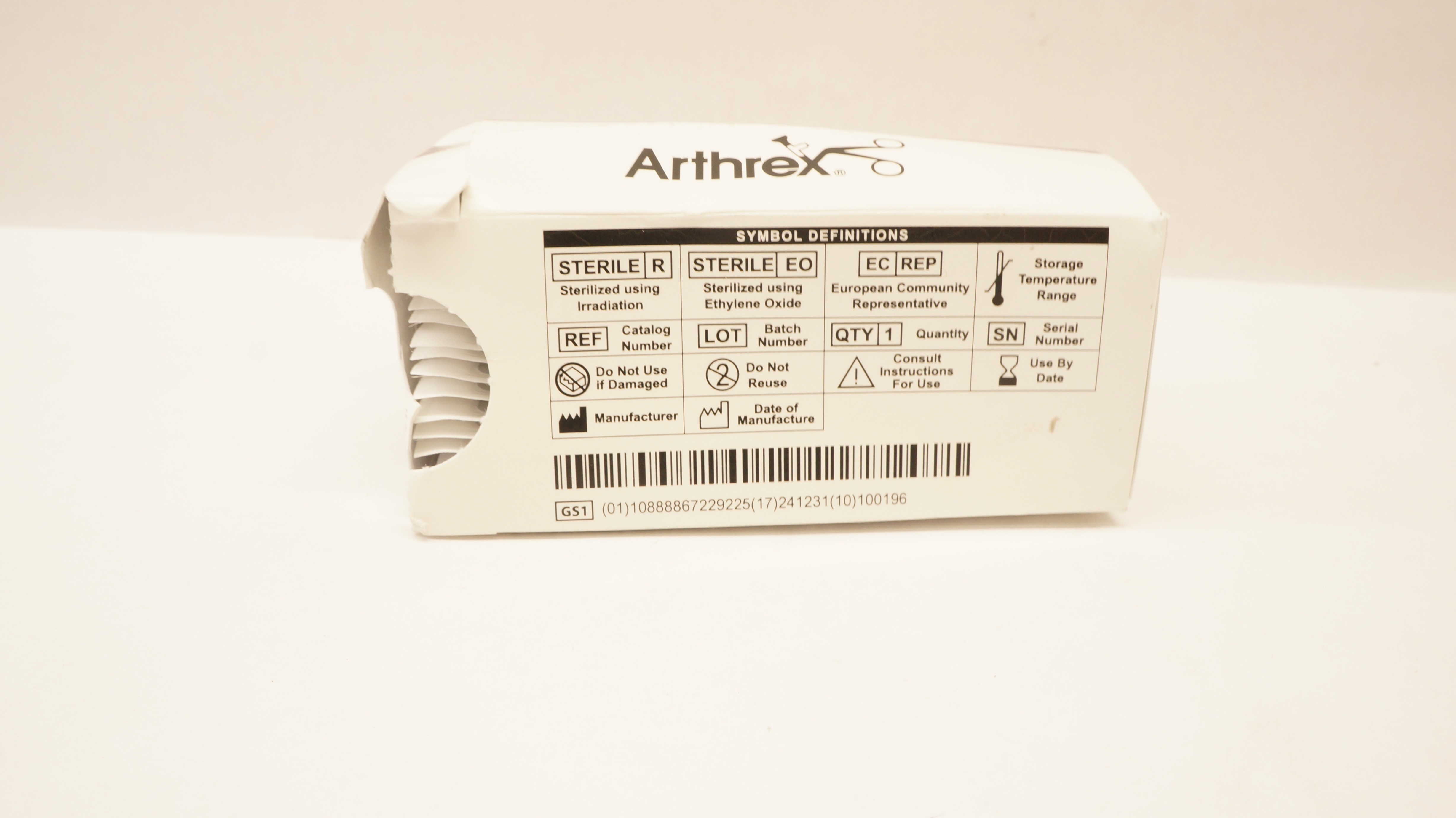 Arthrex AR-7500 STRETAPE T-5 Braided Stre 26.5mm 1/2c Taper 40in - Box of 12