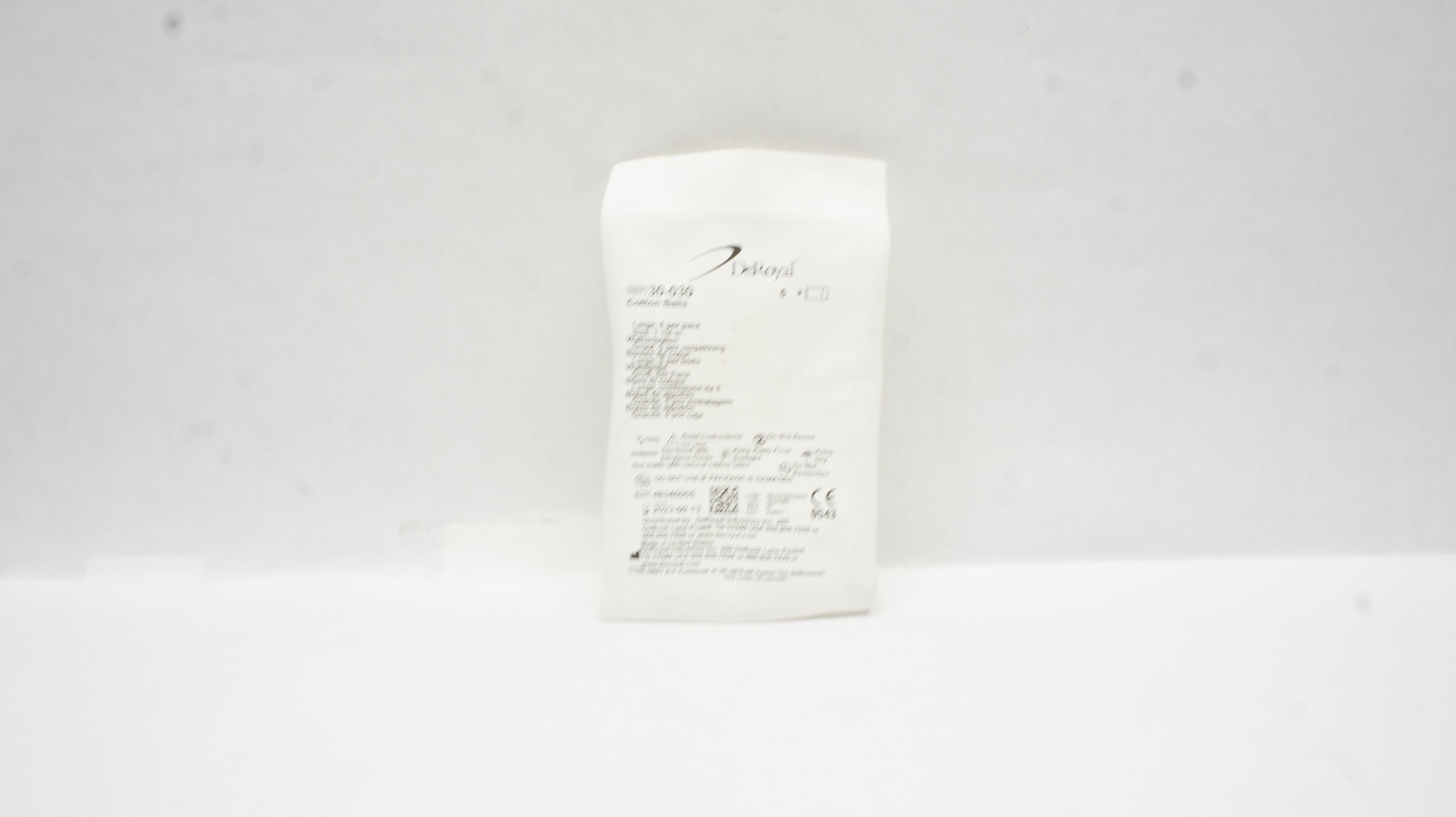 DeRoyal 30-030 Cotton Balls Large Size 1-1/4inch - Pack of 5