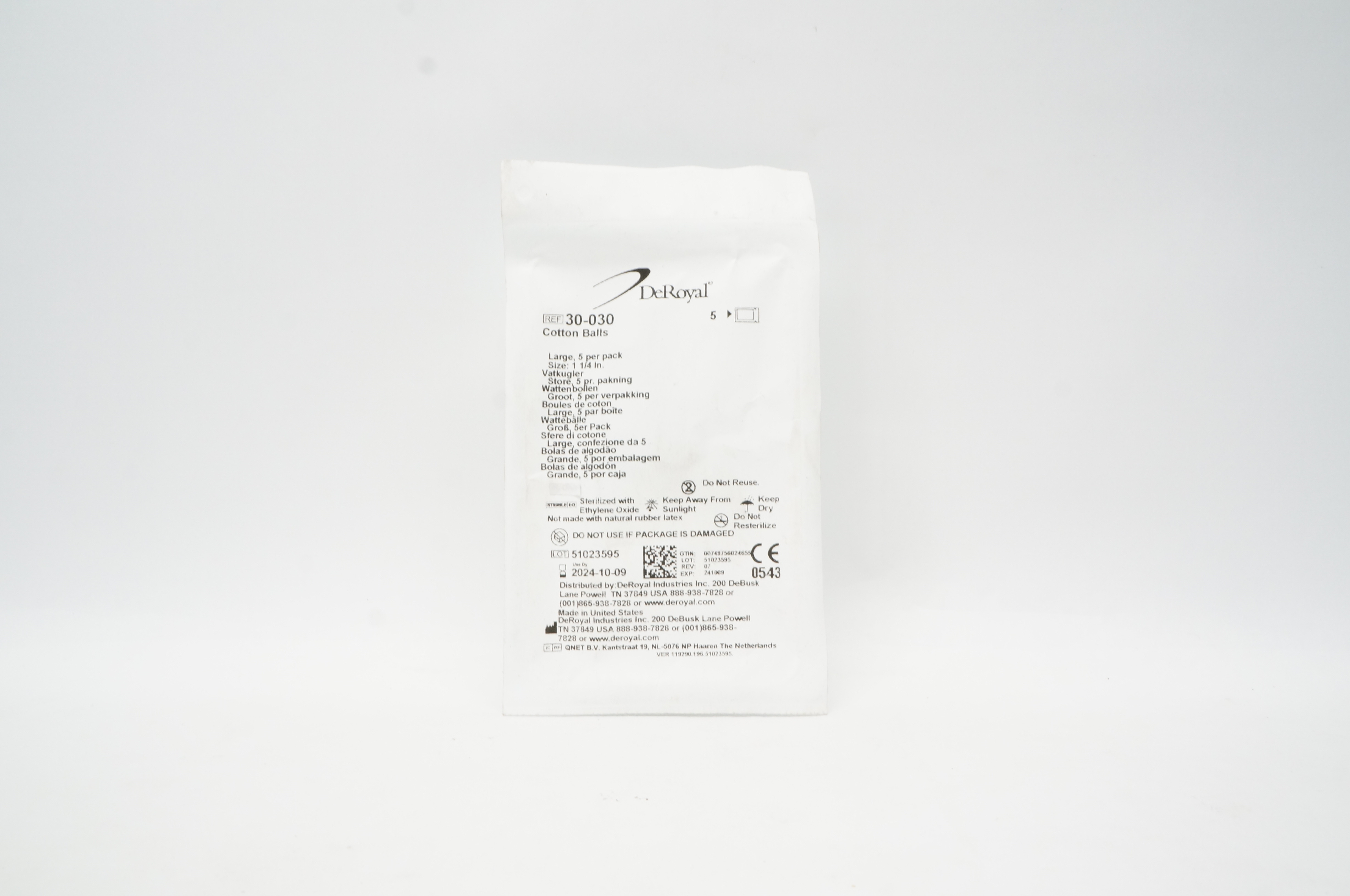 DeRoyal 30-030 Cotton Balls Large, Size 1 1/4 inch - Pack of 5