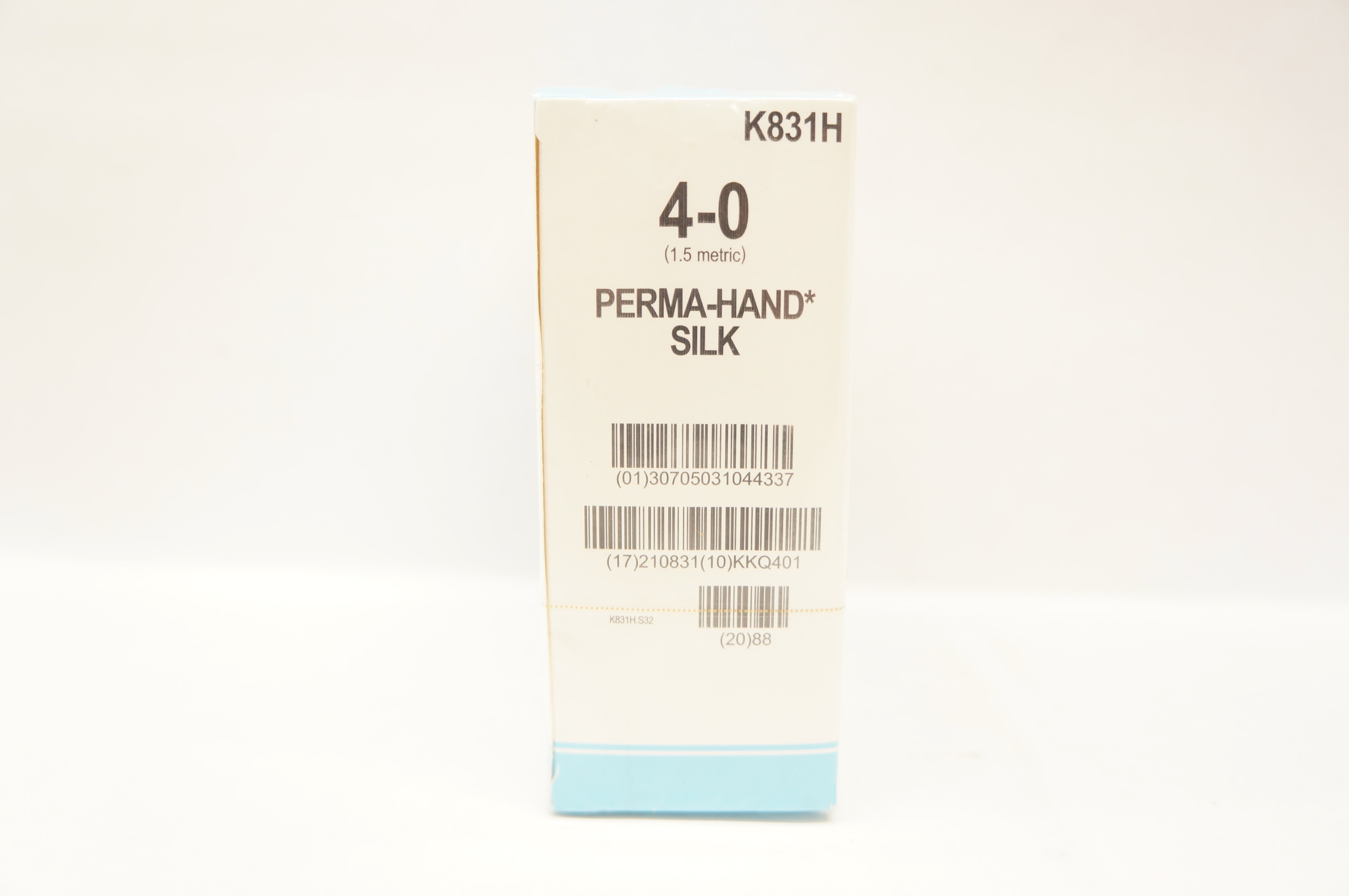 Ethicon K831H 4-0 Perma-Hand Silk SH 26mm 1/2c Taper, 30inch - Box of 36 (x)