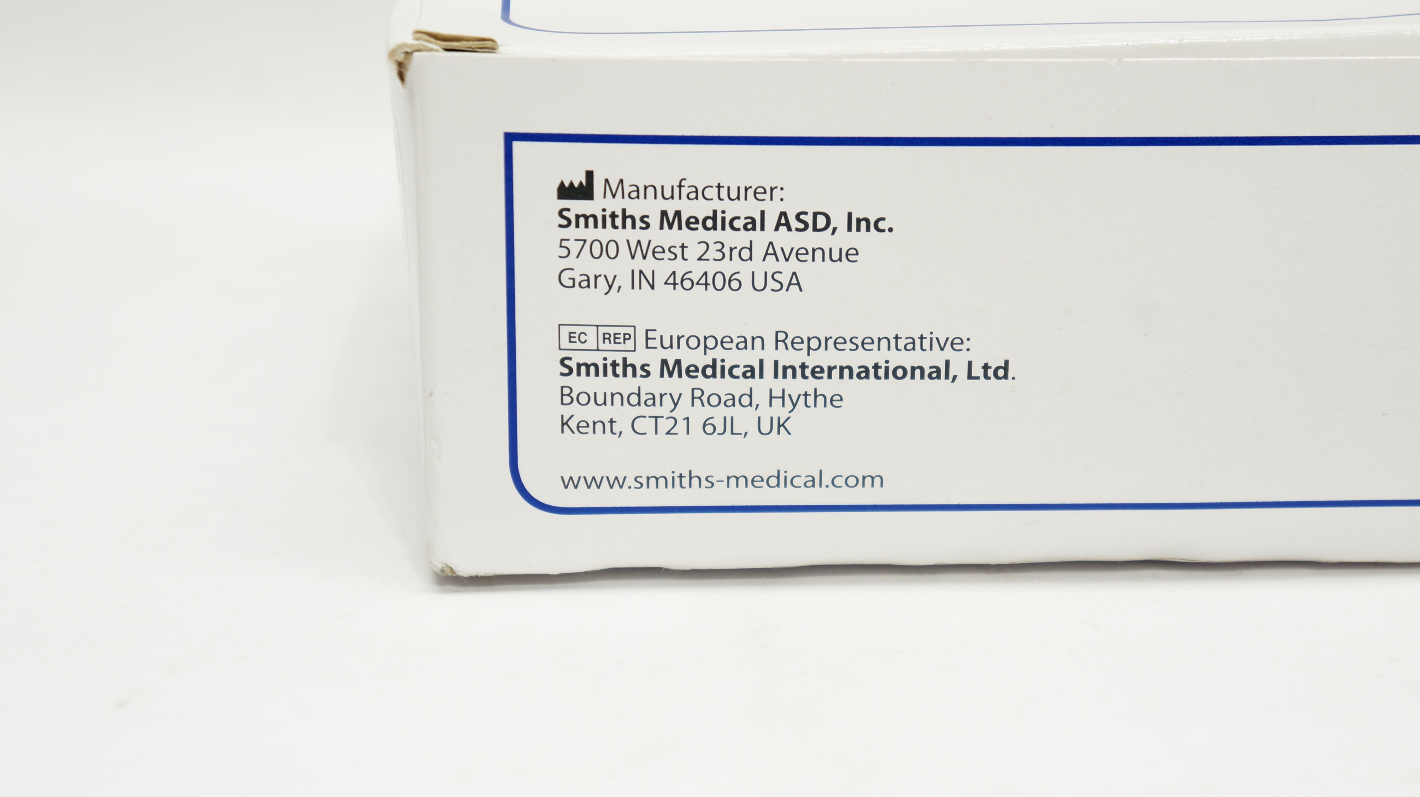 健康・医学 NNN Smiths 75FHXL70 Hyperflex XL Fixed Flange Tracheostomy Tube 7.0x10