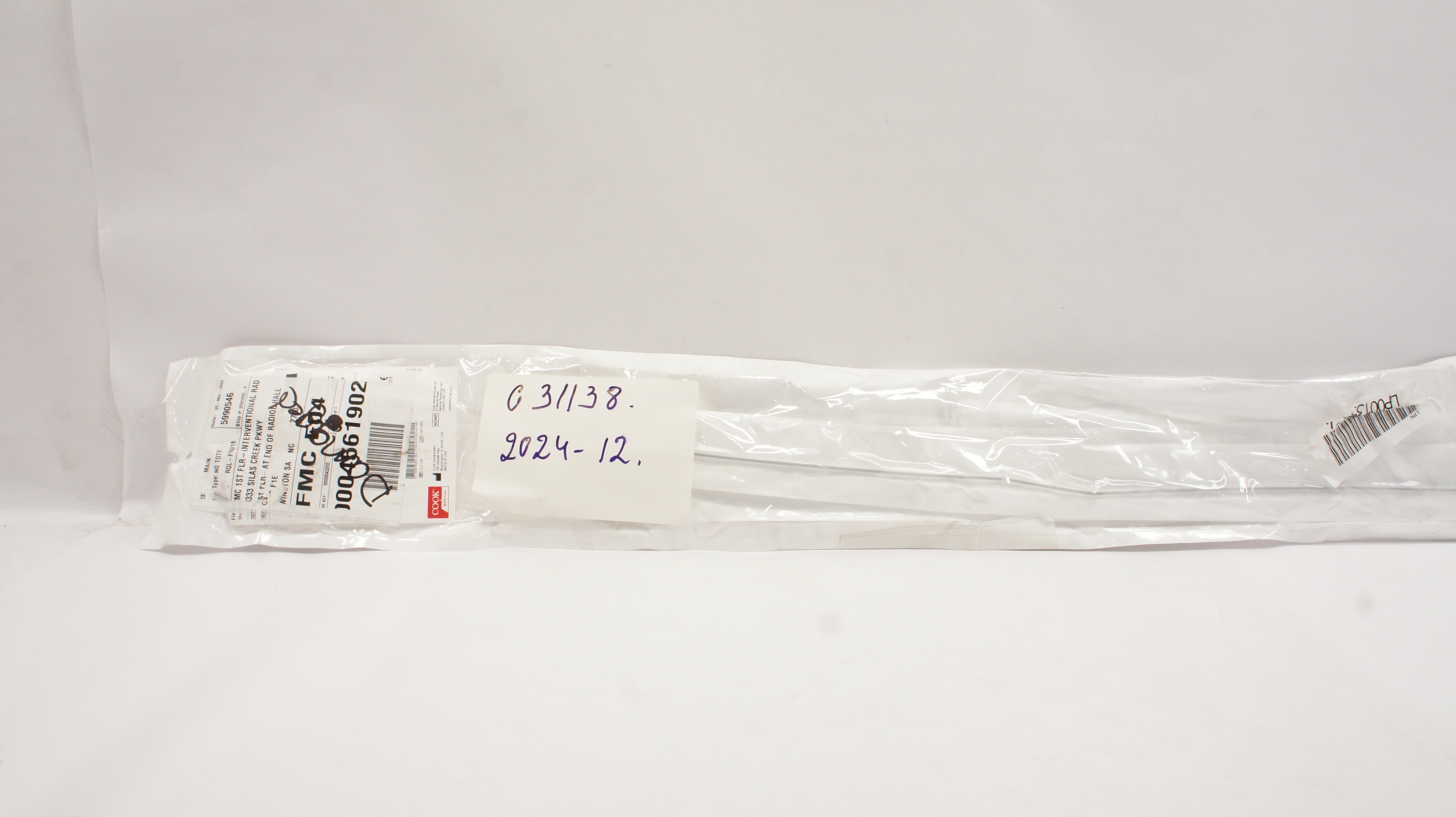 Cook G31138  Flexor, Tuohy-Borst Side-Arm Introducer 6Fr x .038in x 90cm