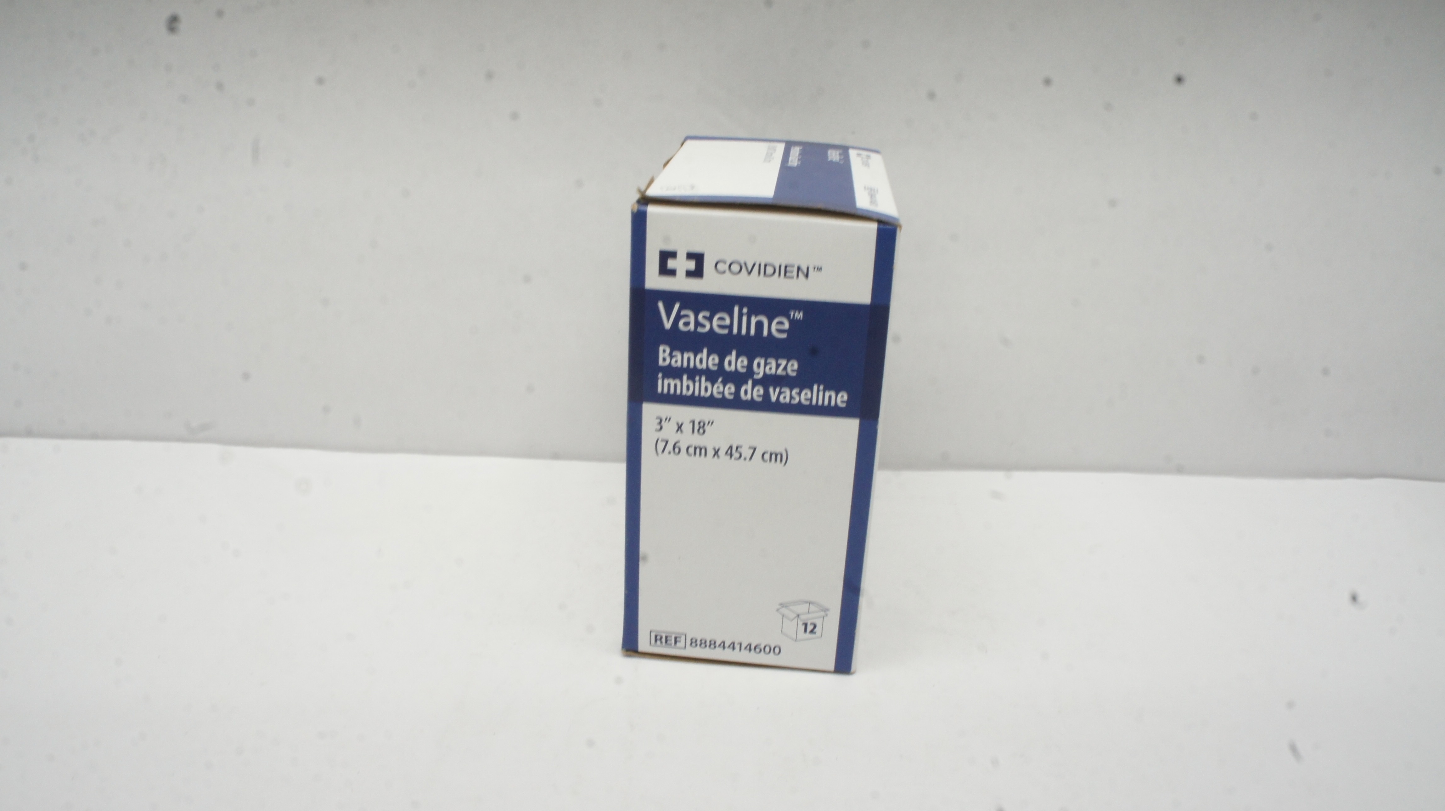 Covidien 8884414600 Vaseline Petrolatum Gauze Strip 3 x 18inch (x) - Box of 2