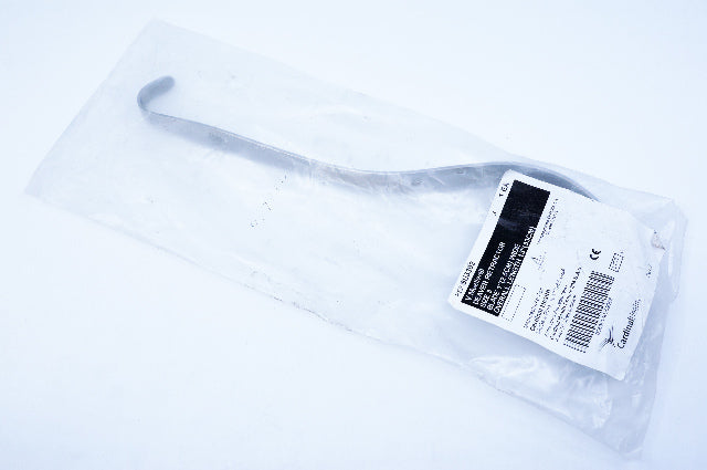 Cardinal Health SU3302 V.Mueller Deaver Retractor Size 3, Blade 1inch, L. 13inch