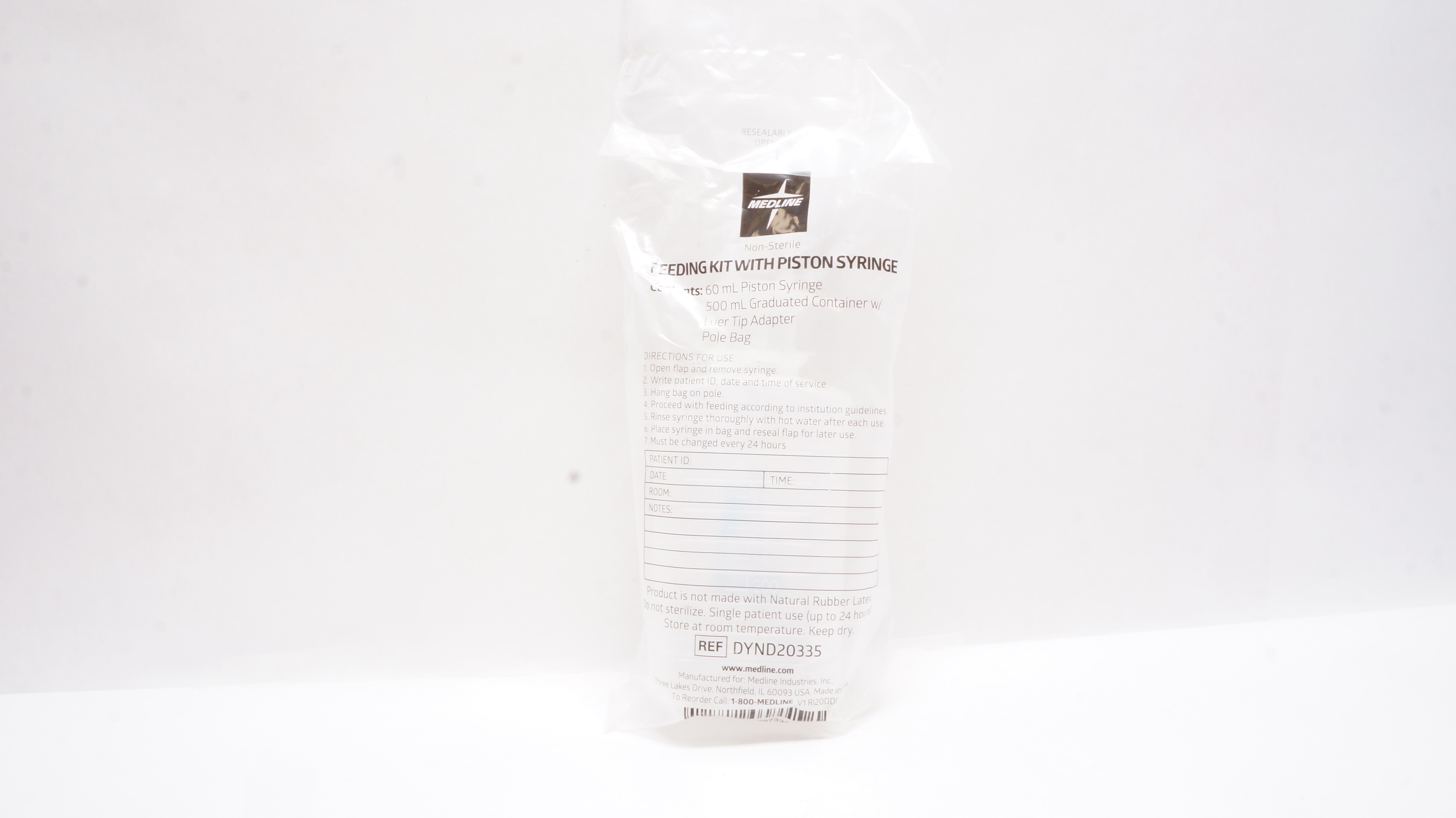 Medline DYND20335 Feeding Kit with Piston Syringe