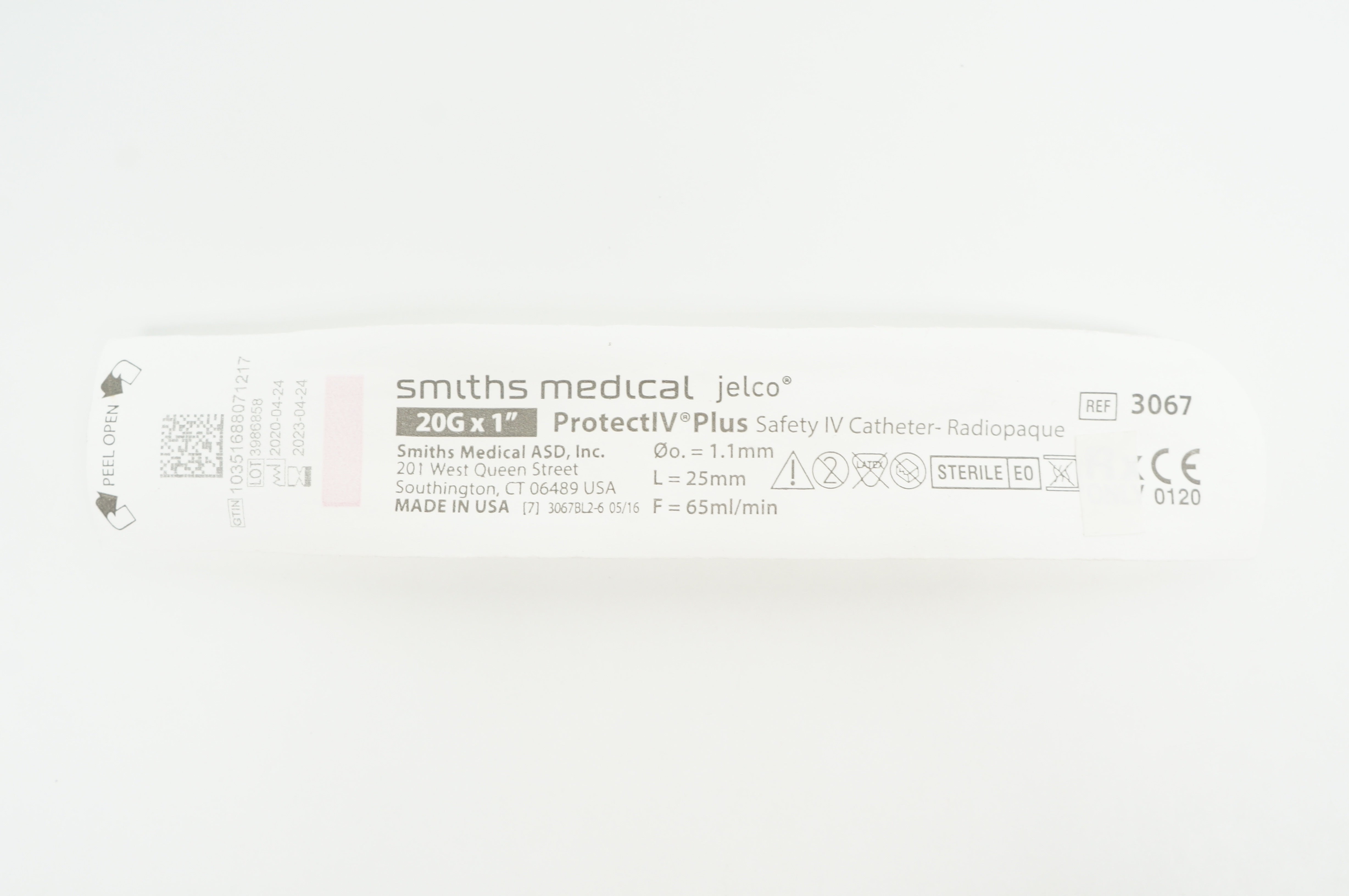 Smiths Medical 3067 Protect IV Plus Safety Cath. Radiopaque 20G x 1inch