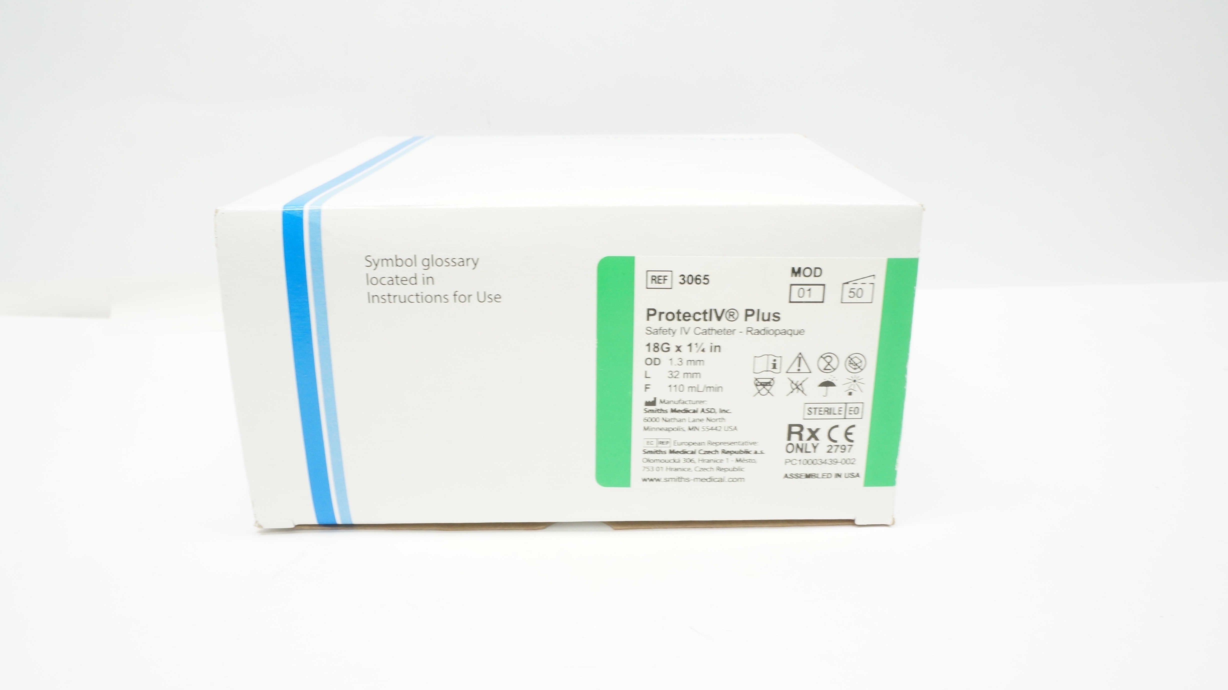 Smiths Medical 3065 Jelco ProtectIV Plus Safety IV Cath 18Gx1-1/4in-Box of 50(x)