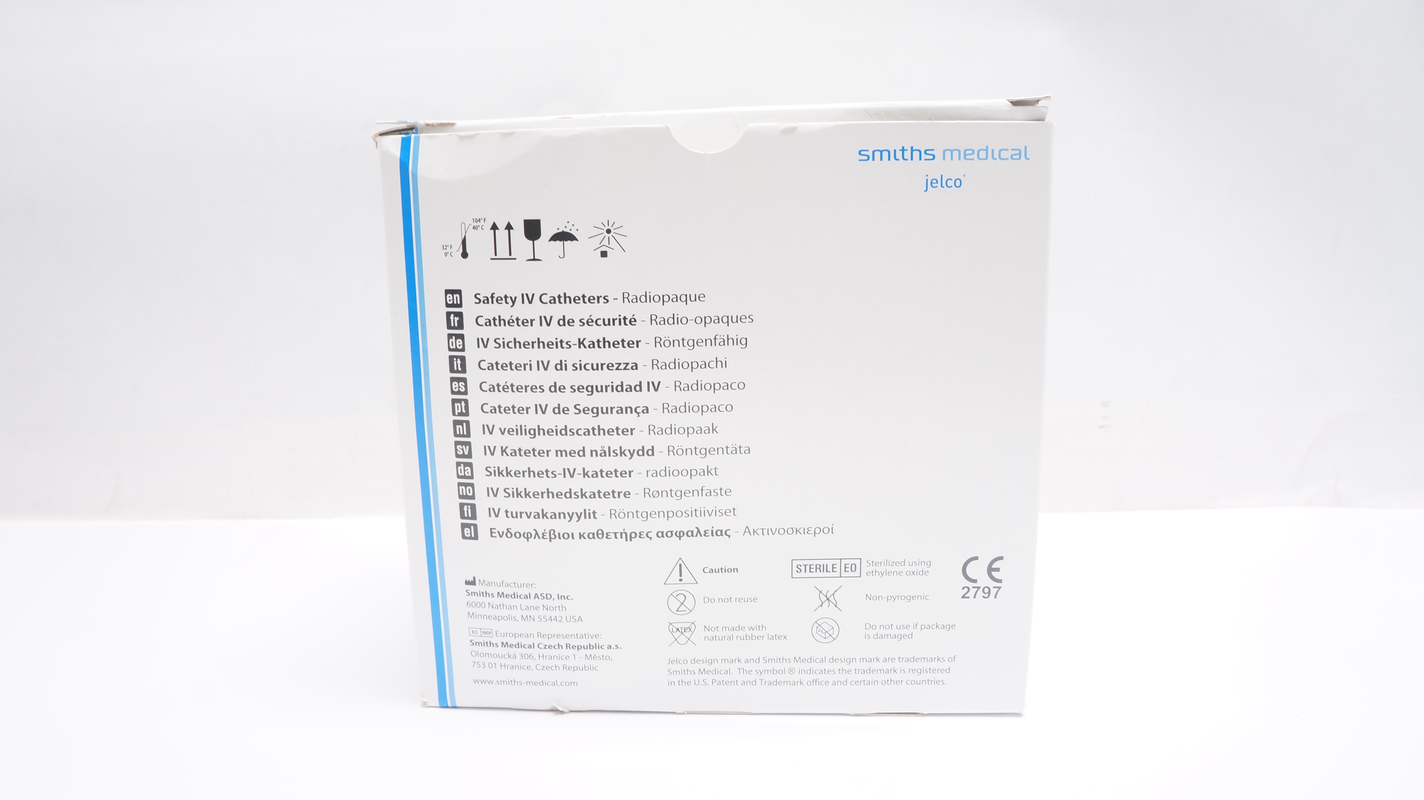 Smiths Medical 3085 ProtectIV Plus-W Safety Cath.18G x 1-1/4inch - Box of 44