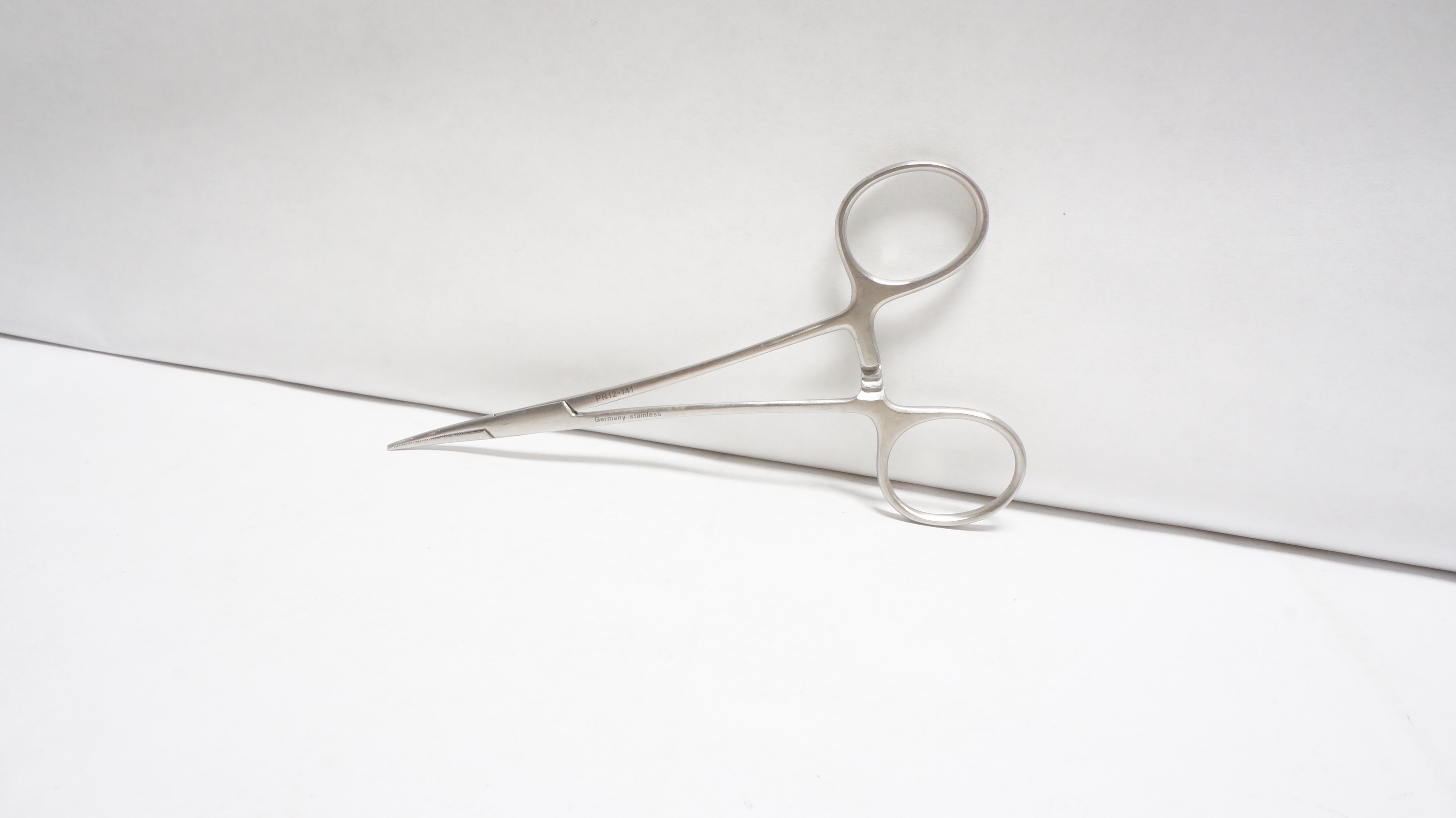 Holder PR12-141