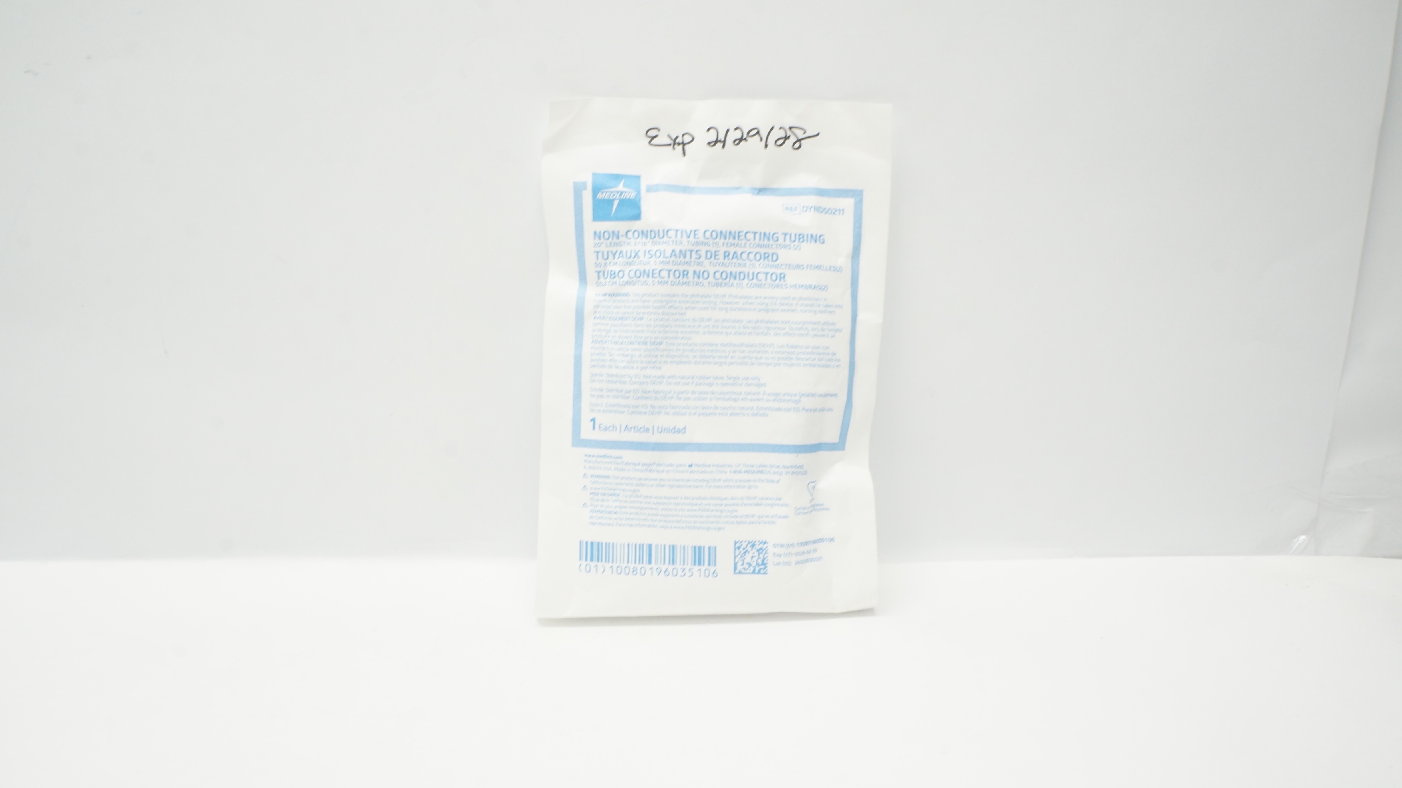 Medline DYND50211 Non-Conductive Connecting Tubing 20in x 3/16in &Connector (x)