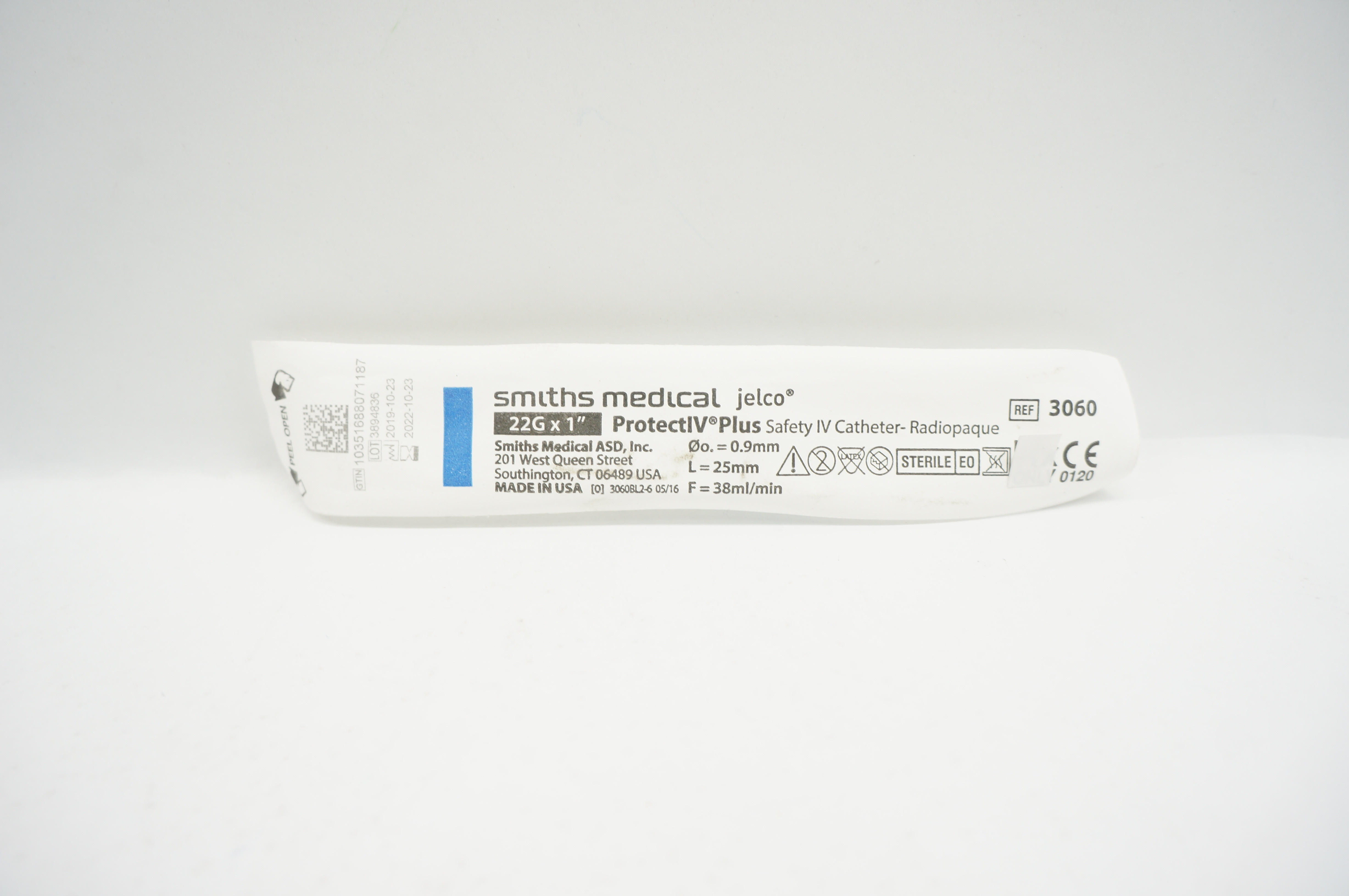Smiths Medical 3060 Jelco ProtectIV Plus Safety Cath. 22G x 1inch 38ml/min