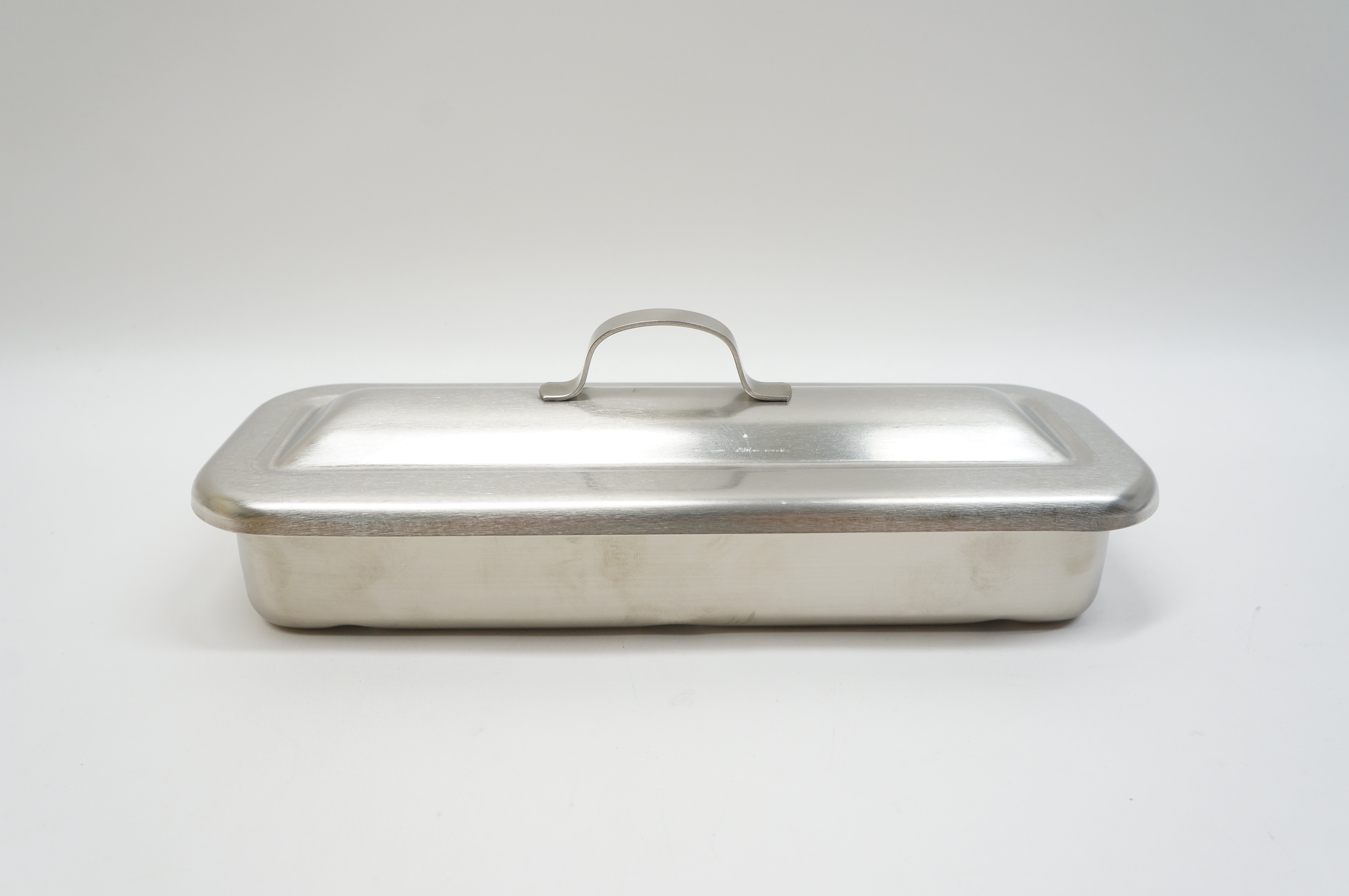 Vollrath 82830 Stainless Steel Tray 8 x 2.5 x 2 inches