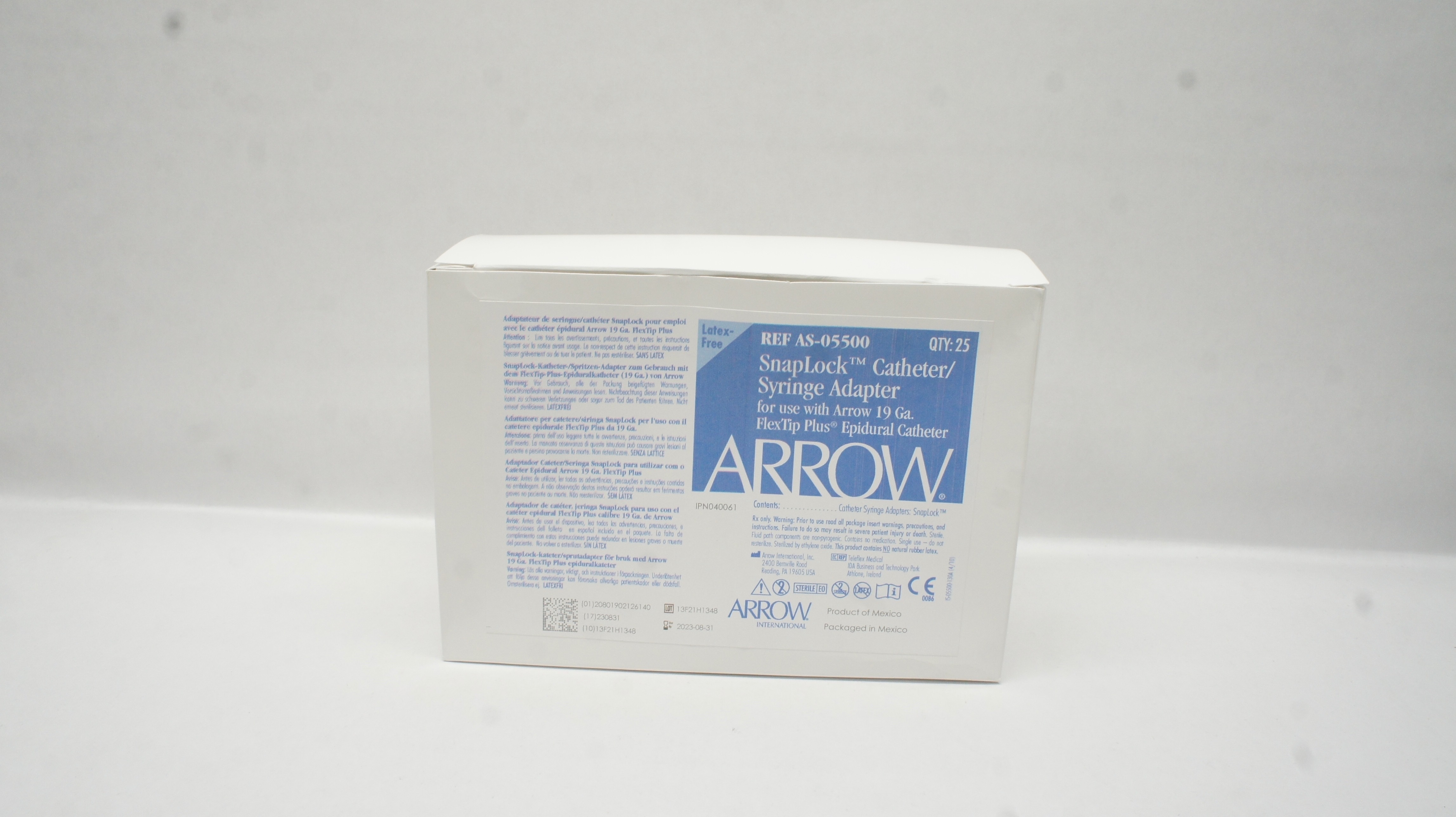 Arrow AS-05500 SnapLock Cath./Syringe Adapter (x) - Box of 25