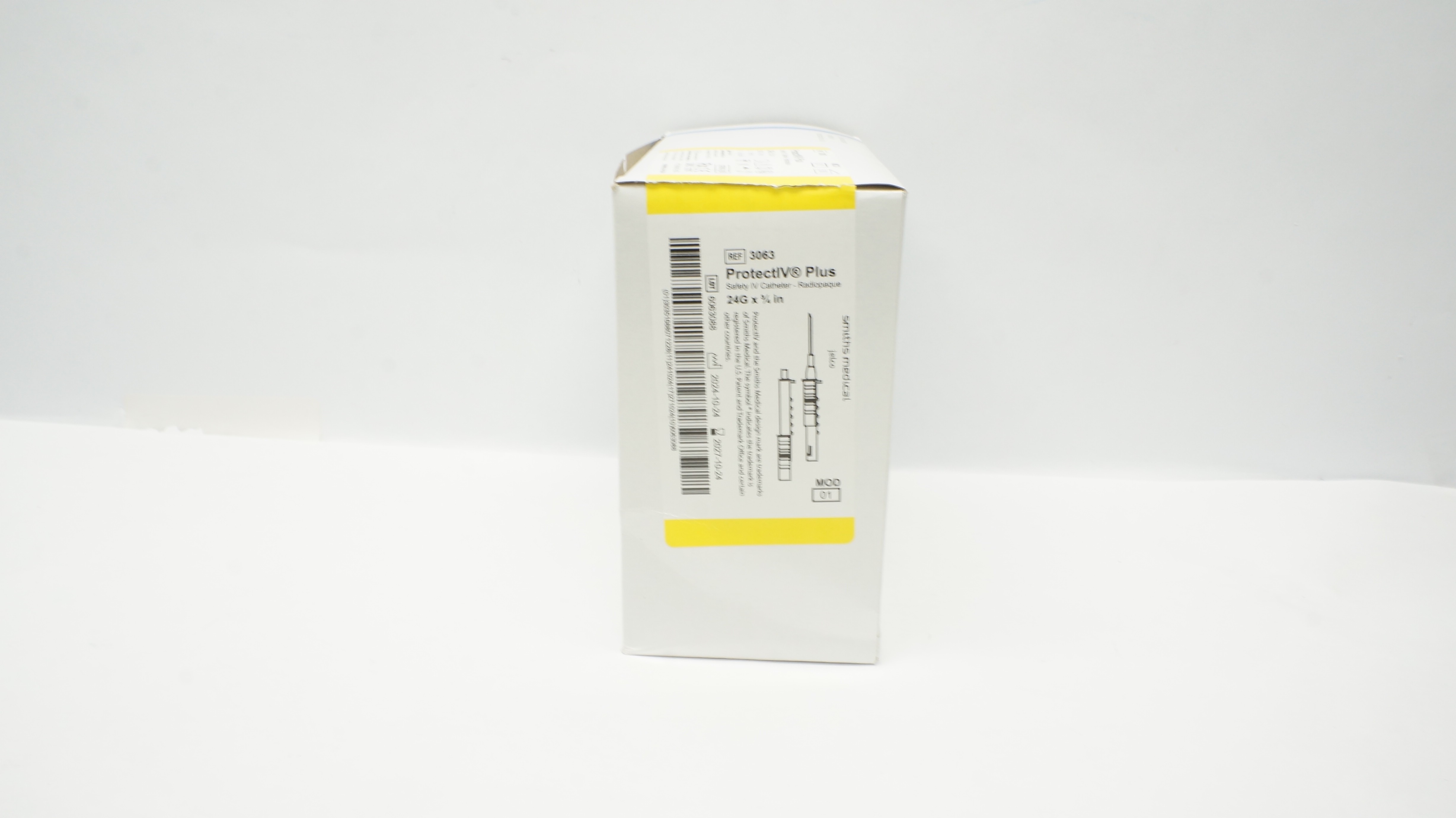 Smiths Medical 3063 Protect IV Plus Safety Cath. 24G x 3/4inch  - Box of 45