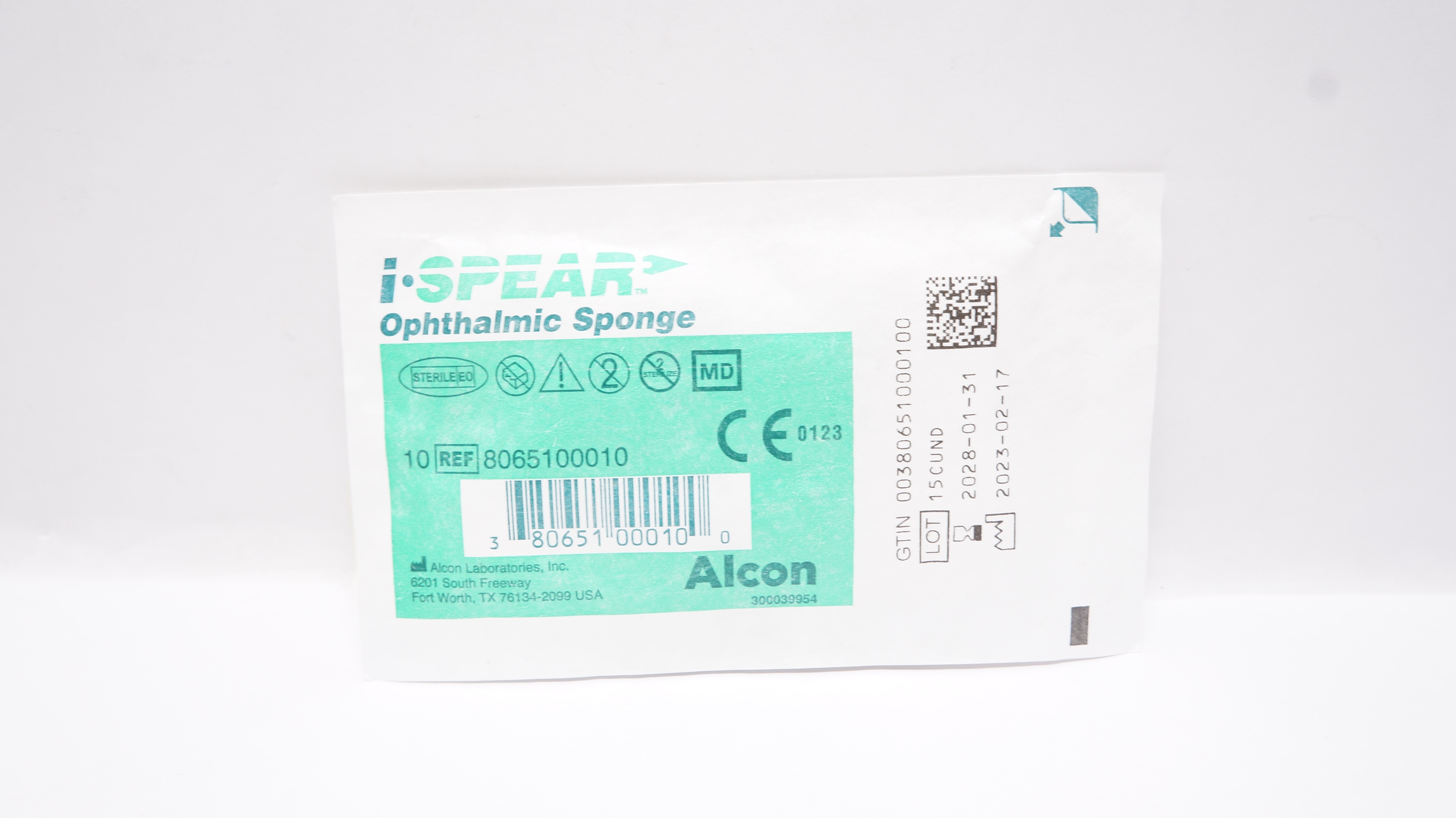 Alcon 8065100010 I-Spear Ophthalmic Sponge - Pack of 10