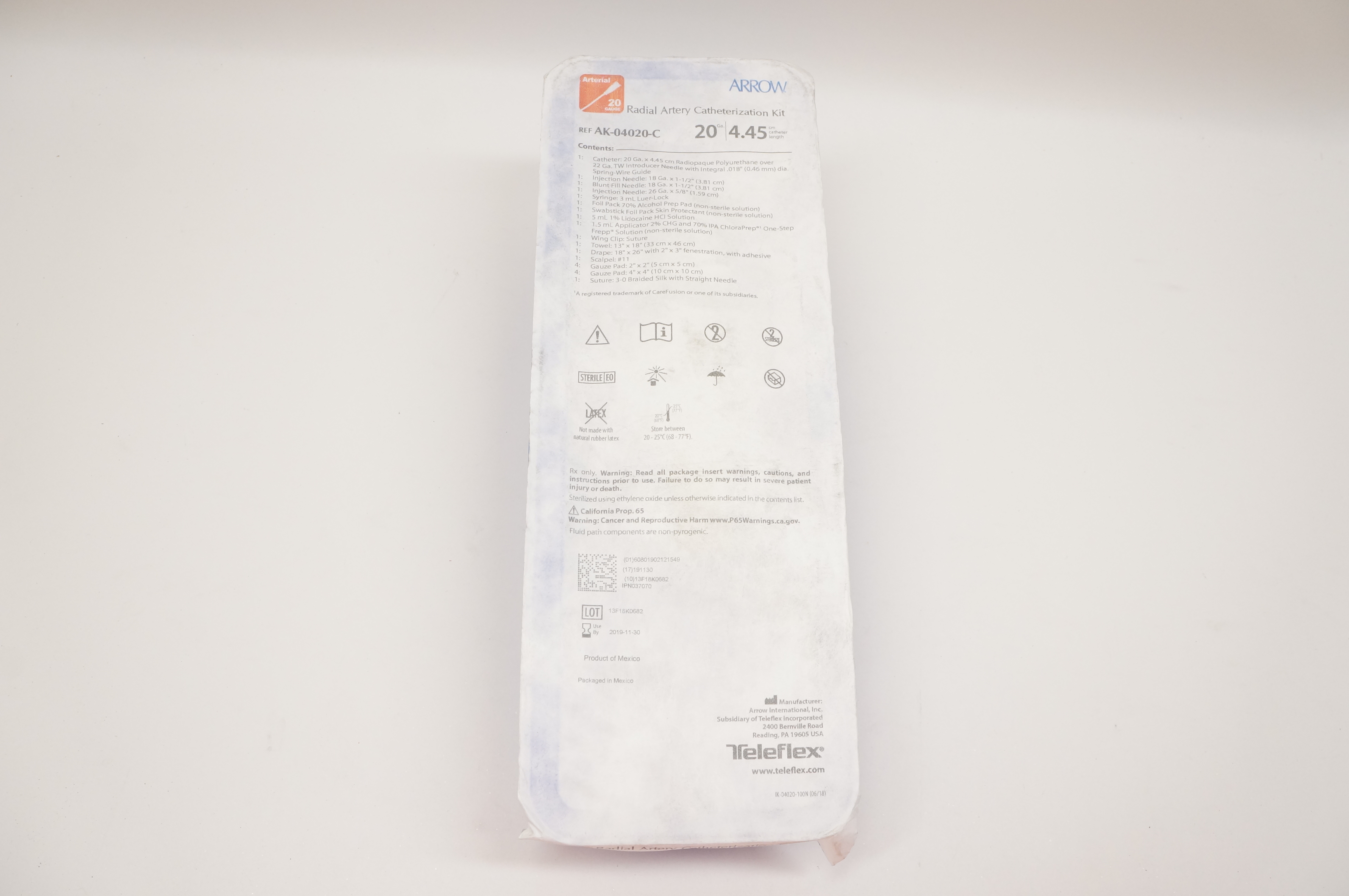 Arrow AK-04020-C Radial Artery Catheterization Kit 20Ga x 4.45cm (x)