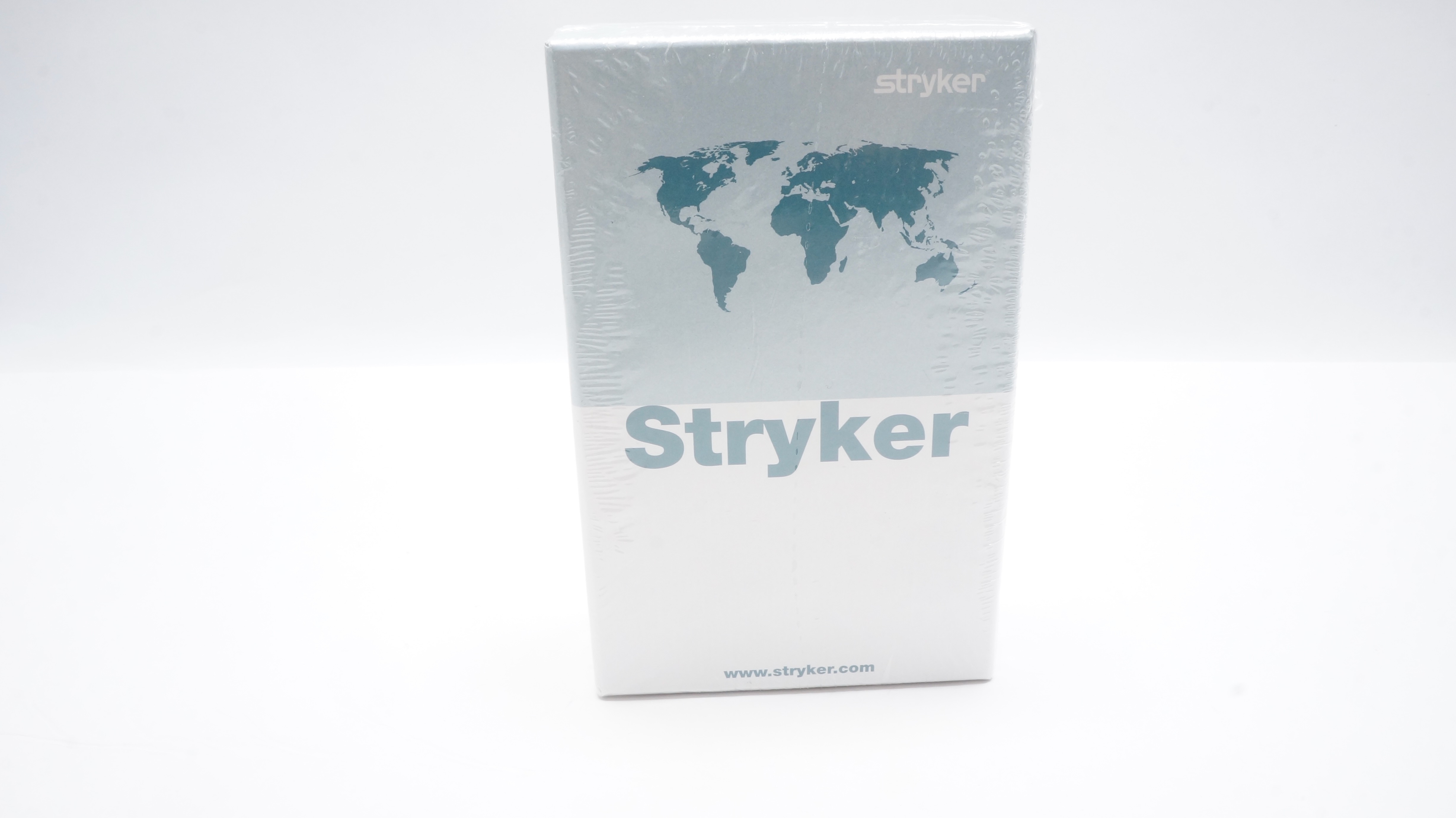 Stryker 1896-4032S Locking Screw, Fully Threaded 4x32mm