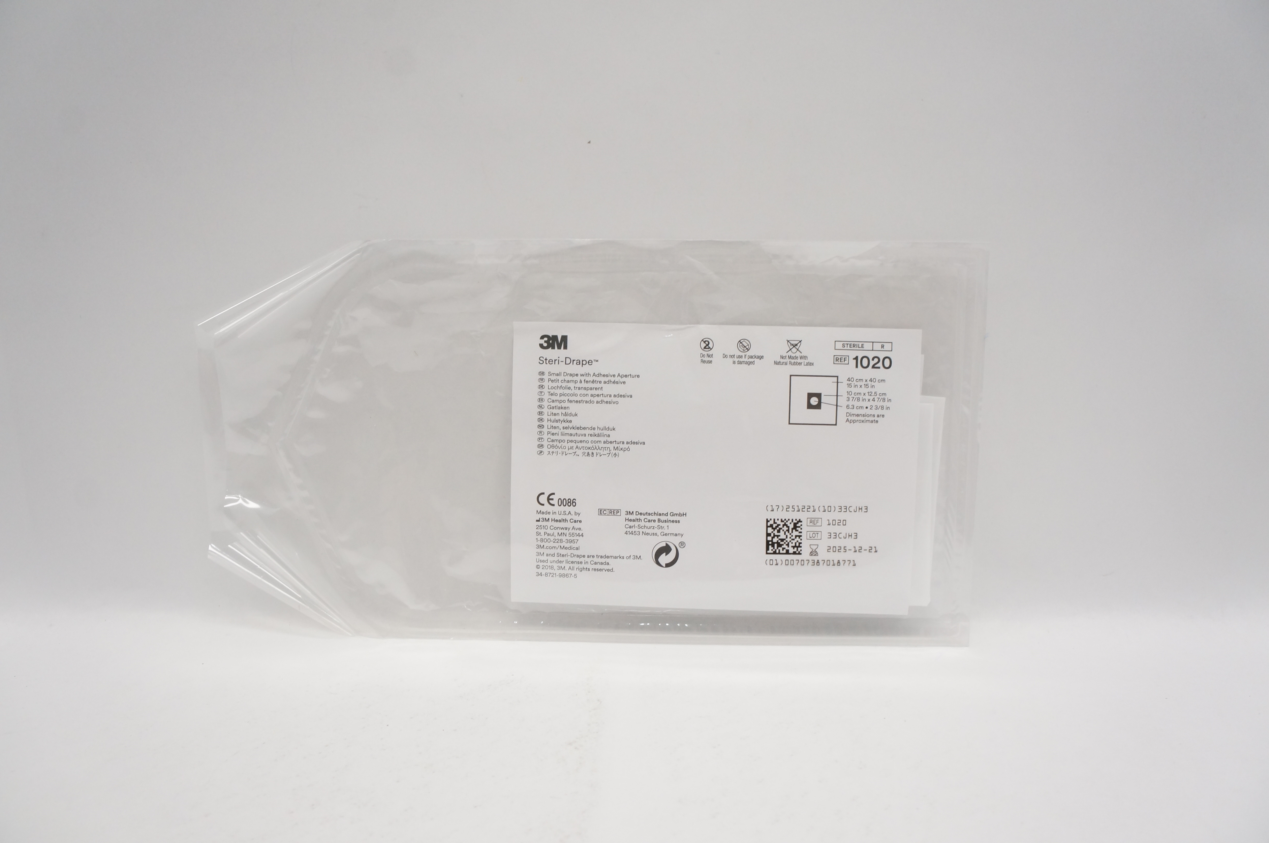 3M 1020 Steri-Drape Small Drape with Adhesive Aperture 15inch x 15inch
