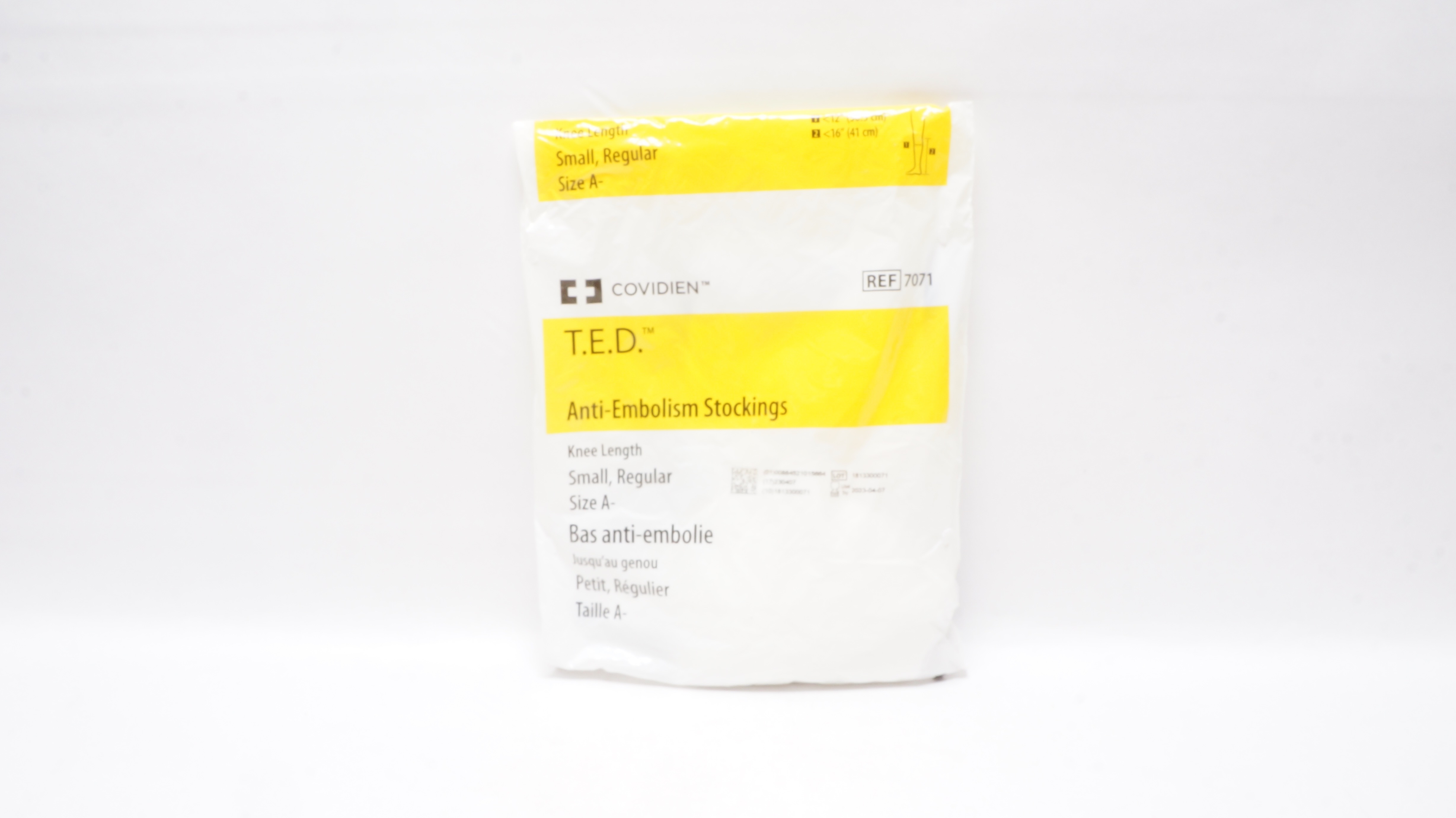 Covidien 7071 T.E.D. Anti-Embolism Stockings Knee Length Regular Small (x)
