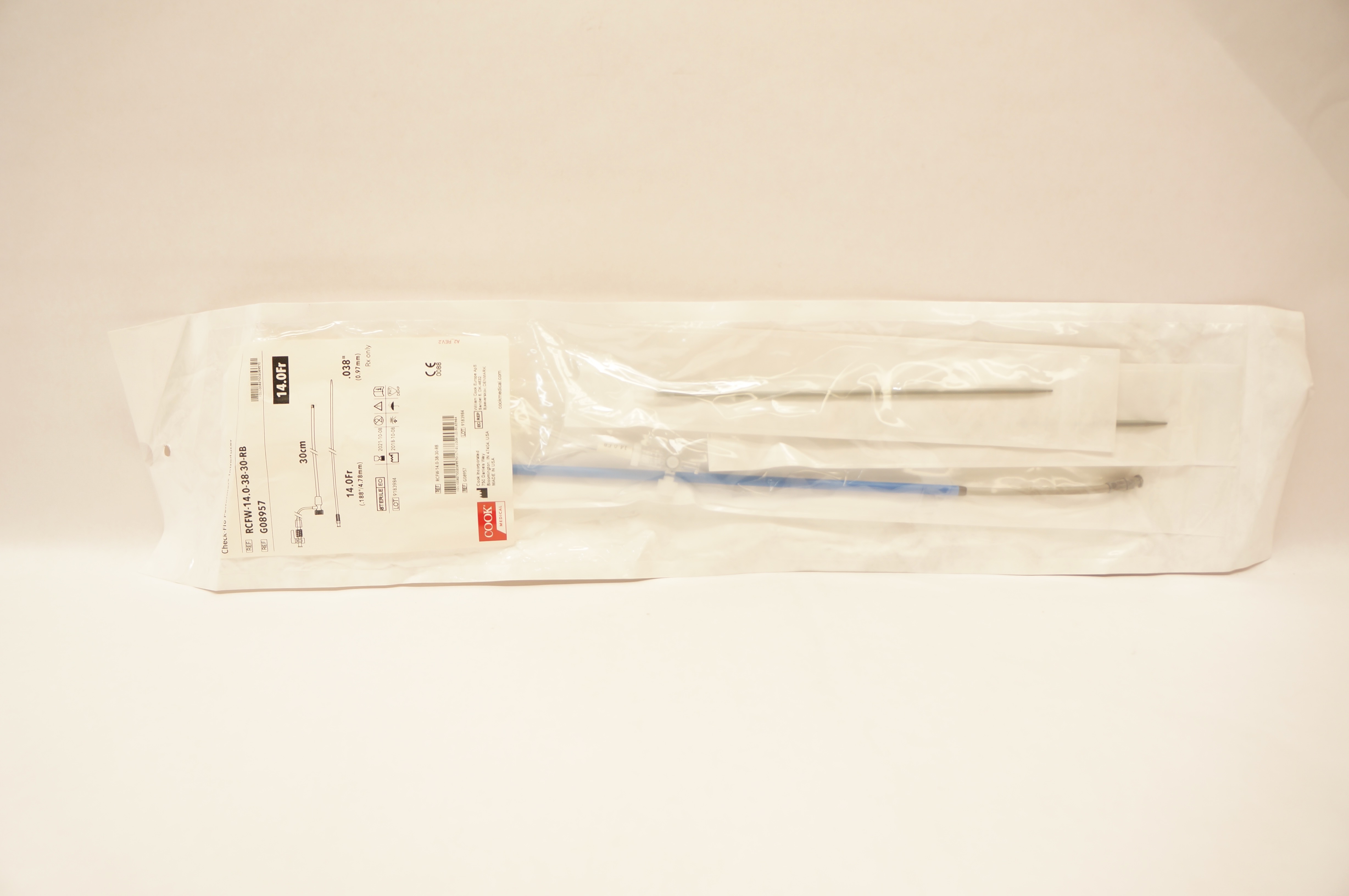 Cook Medical G08957 Check-Flo Performer Introducer 14Fr. x 30cm x .038inch (x)