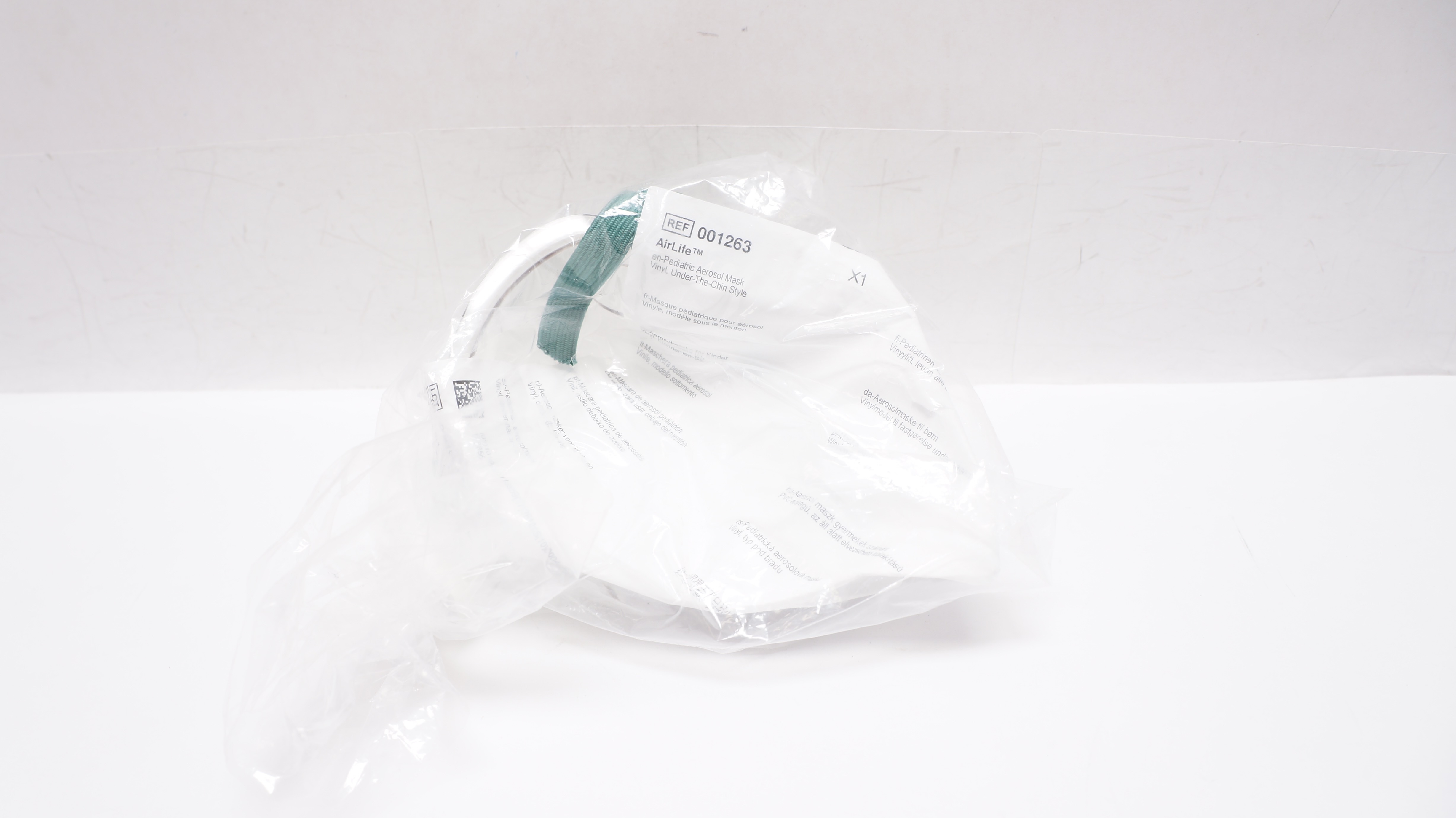 Vyaire 001263 AirLife Pediatric Aerosol Mask Vinyl, Under-The-Chin Style