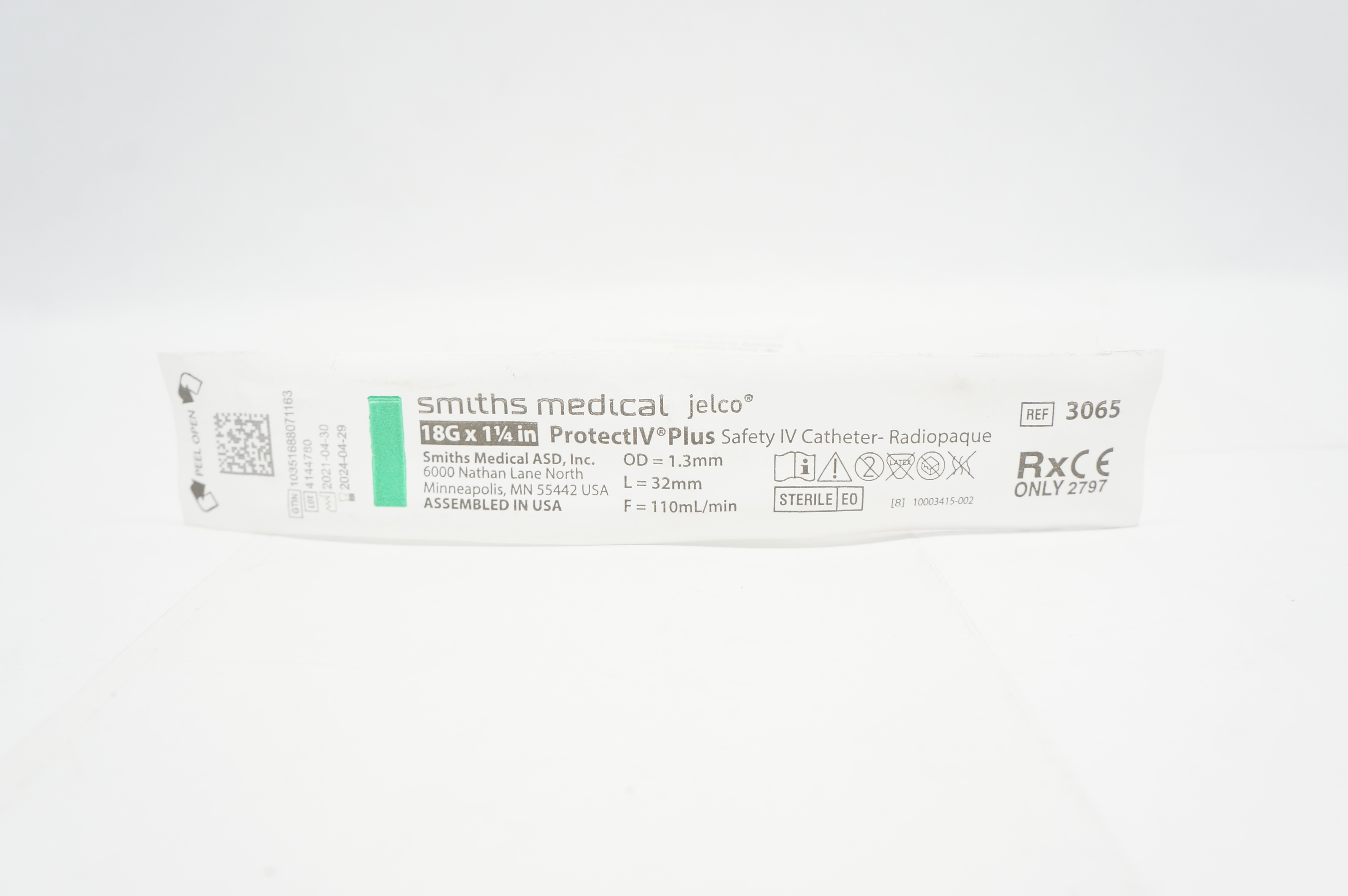 Smiths Medical 3065 Jelco ProtectIV Plus Safety IV Cath. 18G x 1-1/4inch