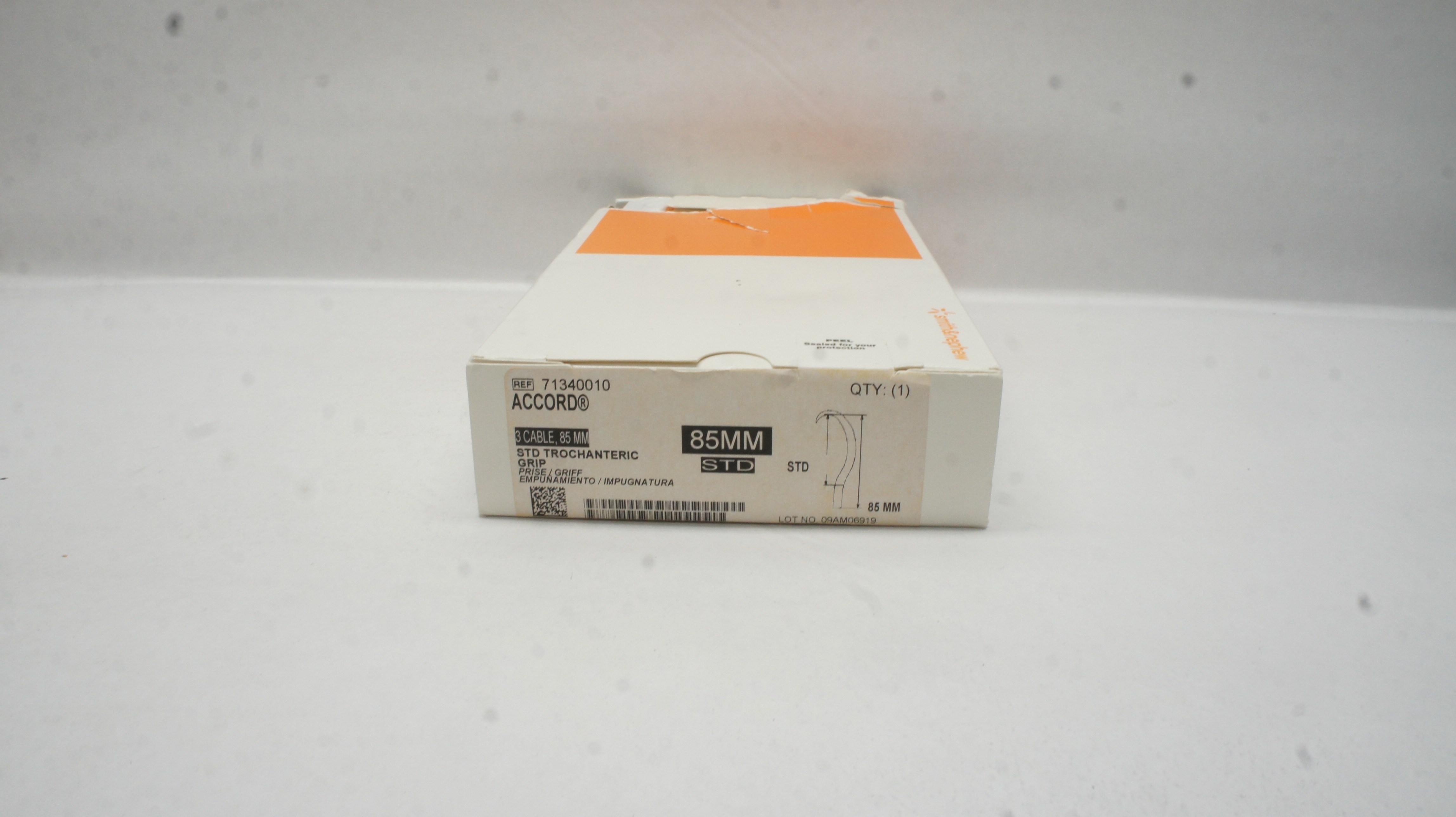 Smith&Nephew 71340010 Accord STD Trochanteric Grip 3Cable,85mm STD (x)