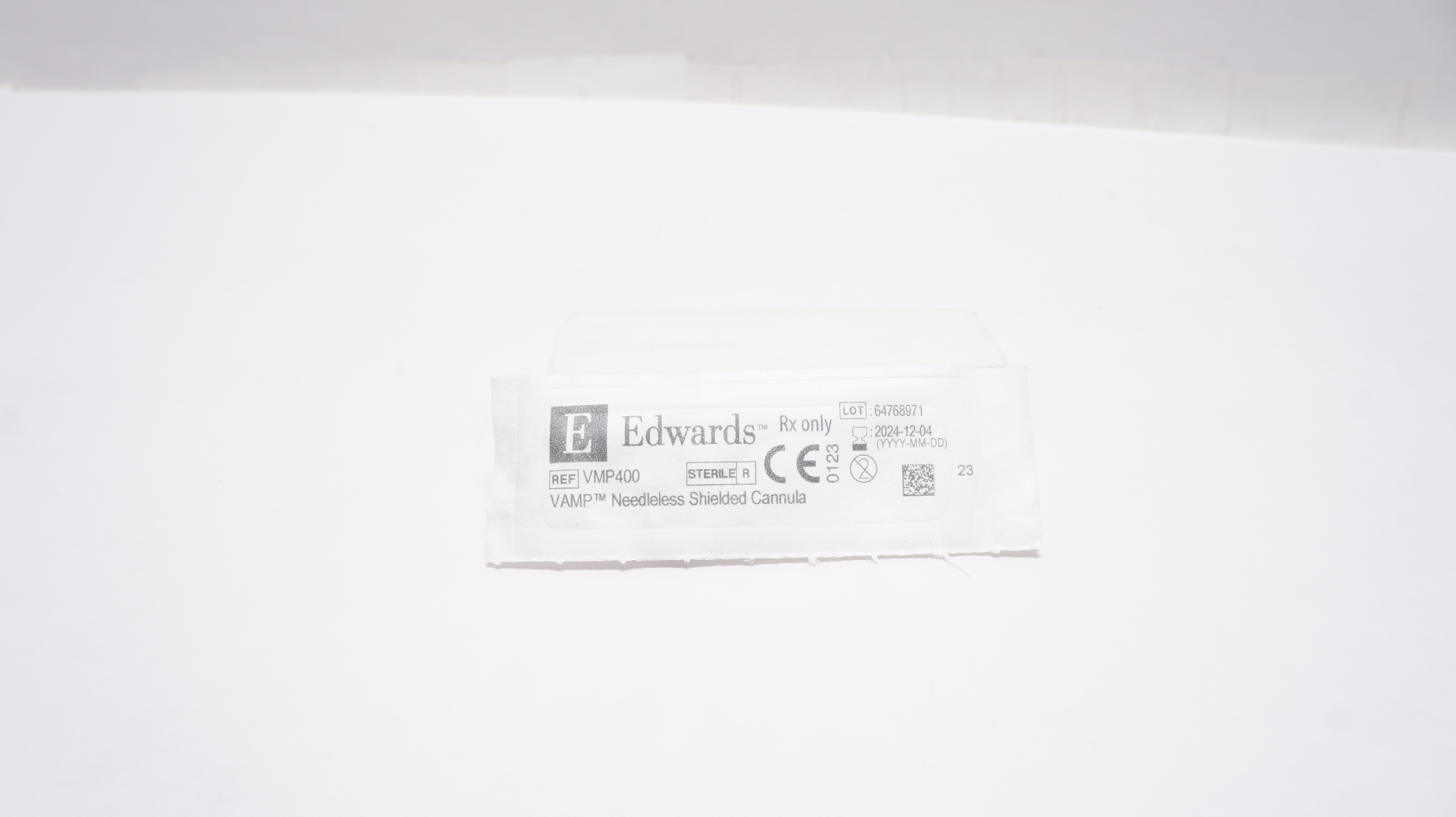 Edwards Lifesciences VMP400 VAMP Ndleless Shielded Cannula