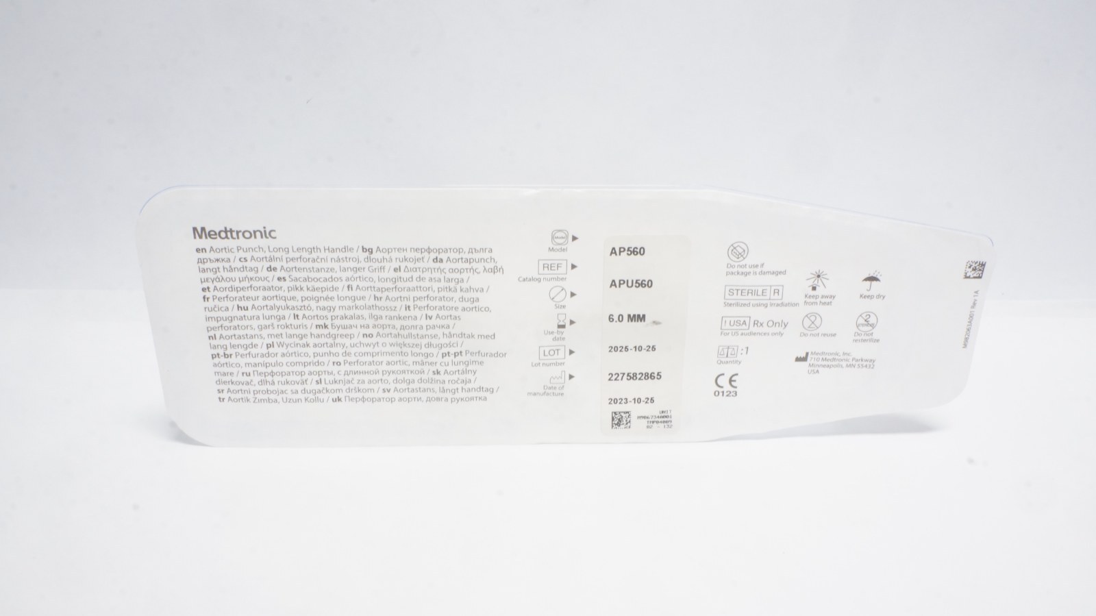 Medtronic APU560 Aortic Punch Long Handle 6.0 MM Surgical Instrument