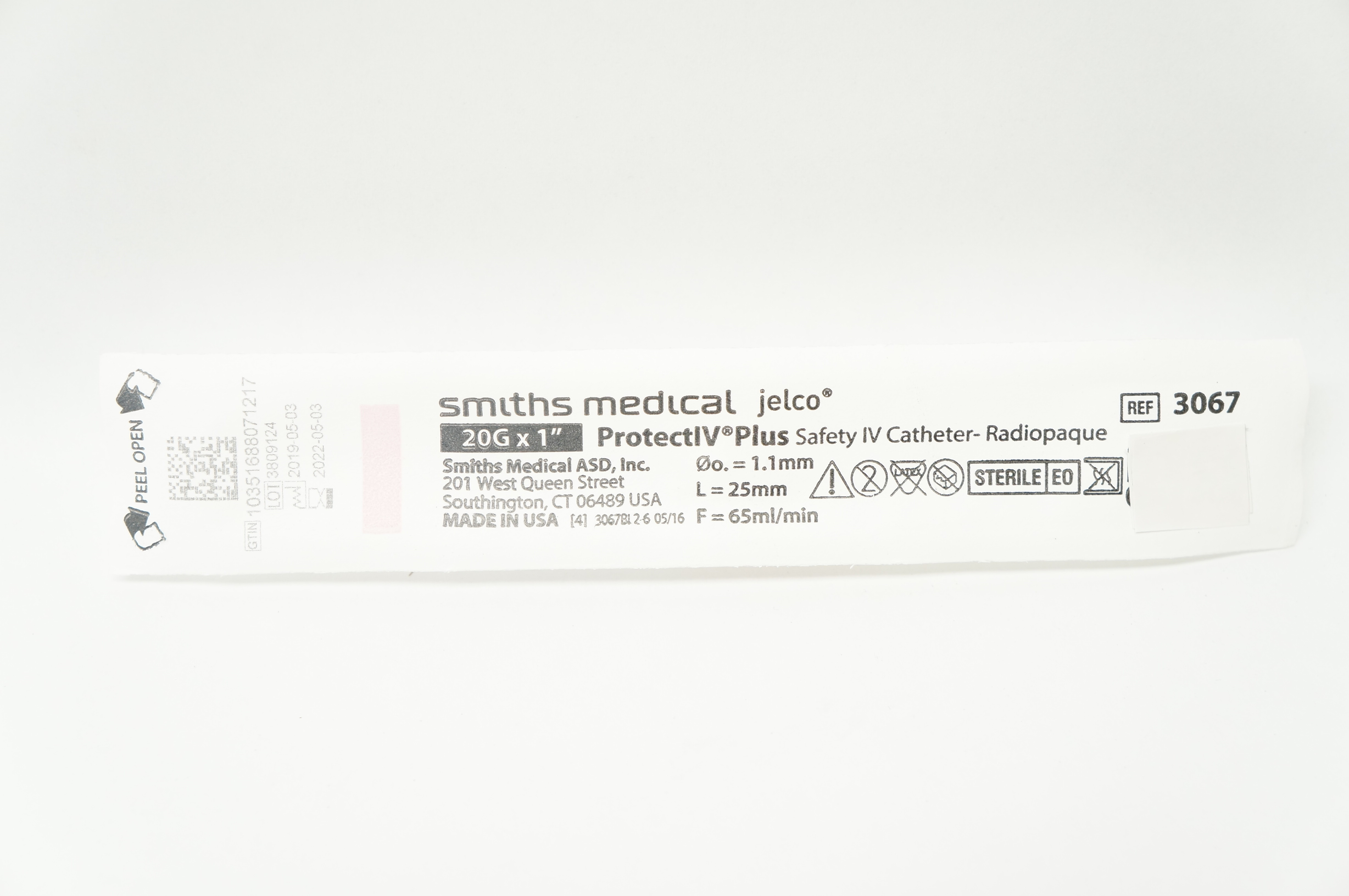 Smiths Medical 3067 Protect IV Plus Safety Cath. Radiopaque 20G x 1inch