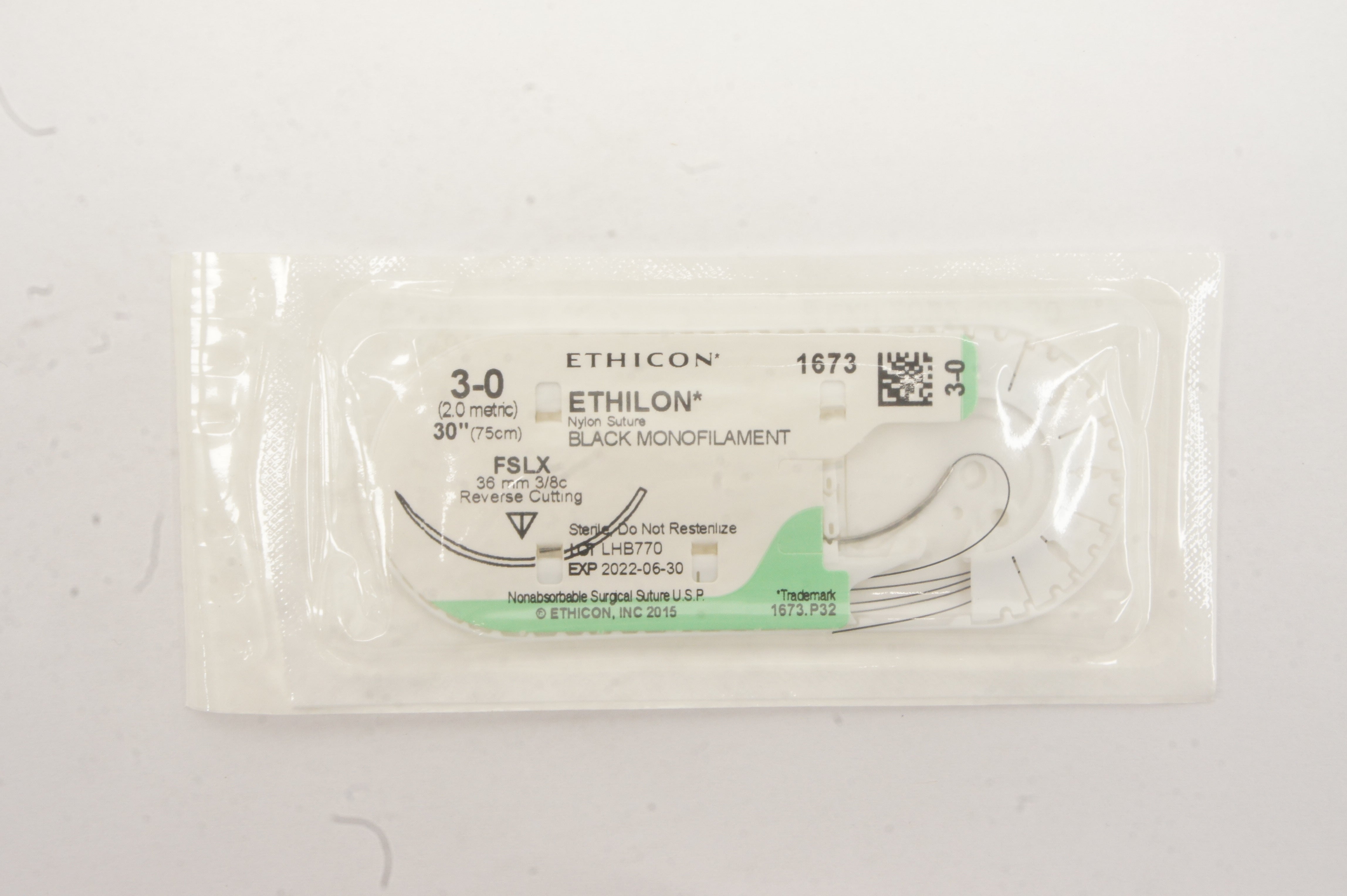 Ethicon 1673 3-0 ETHILON Nylon Stre FSLX 36mm 3/8c Reverse Cutting 30inch