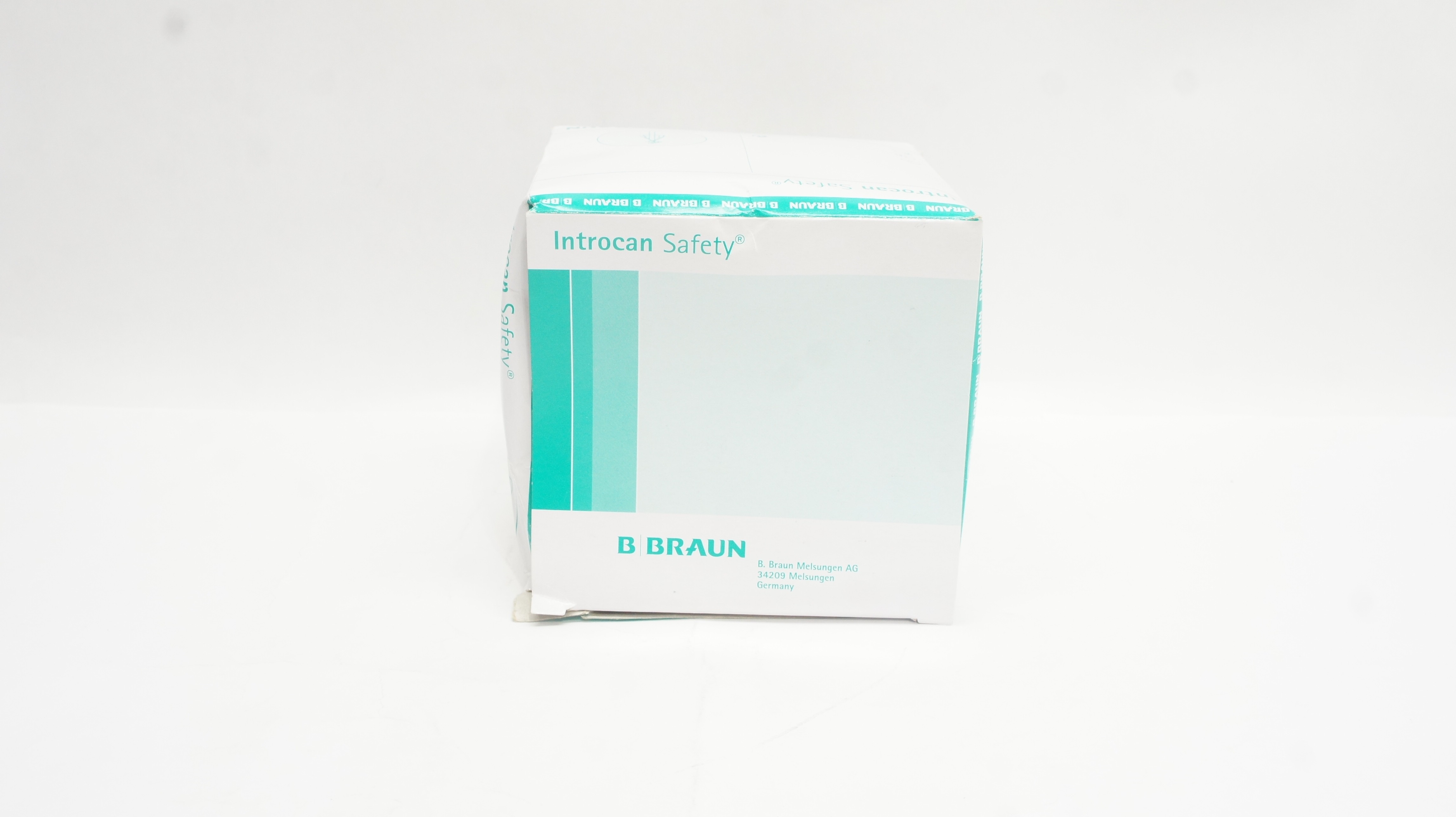 Braun 4251709-02 Introcan Safety PUR IV Cath. 16G x 1-1/4inch  - Box of 50