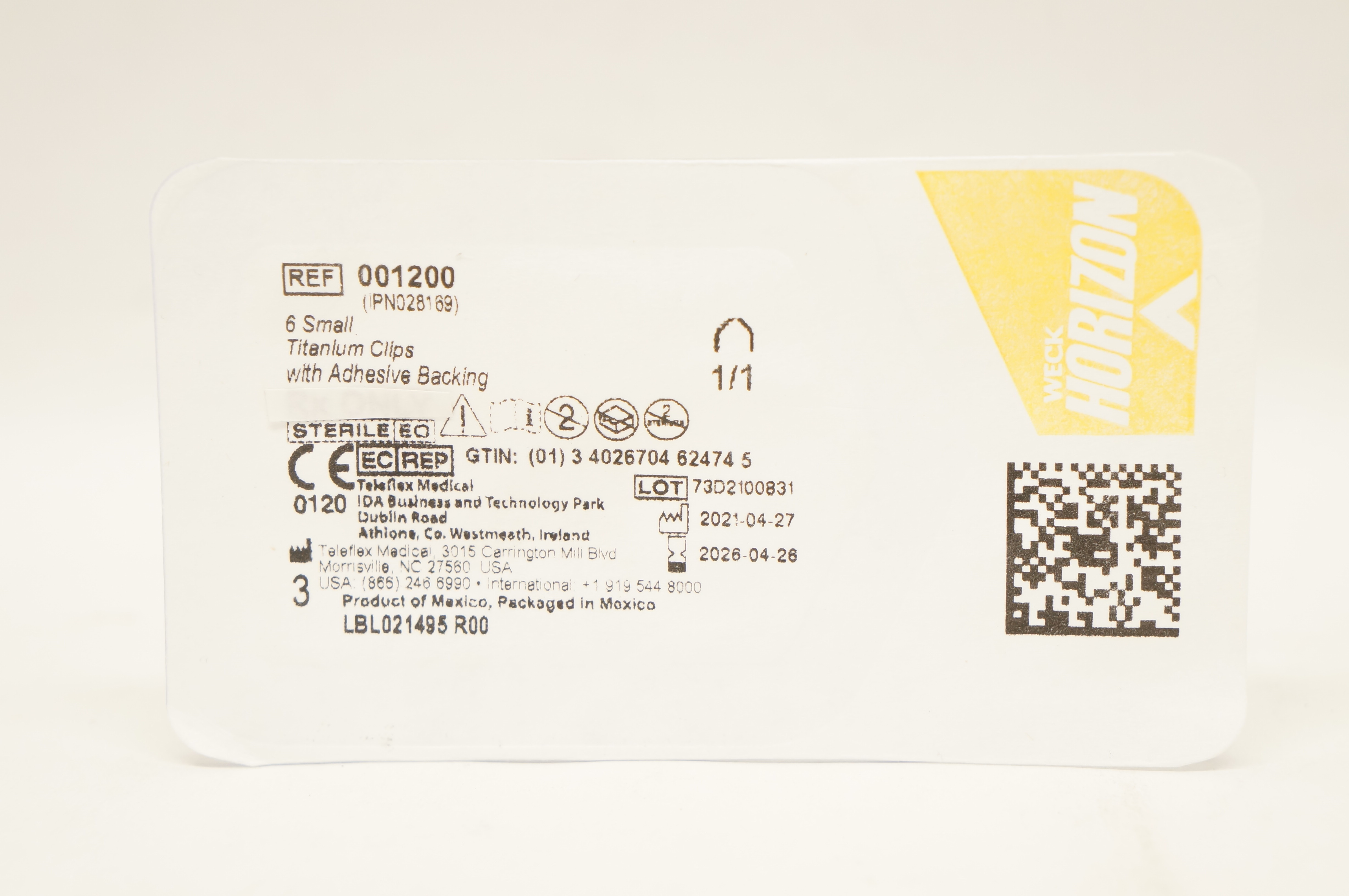 Teleflex 001200 Weck Horizon 6 Small Titanium Clips with Adhesive Backing