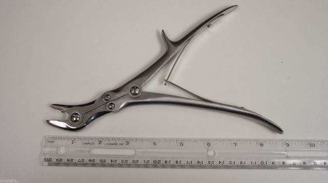 Grieshaber Stille Rongeur 8-3/4in Double-Jointed Angular Cranial